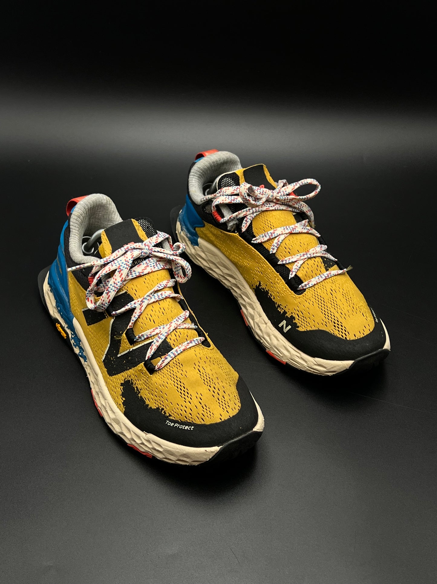 NEW BALANCE FRESH FOAM HIERRO V5 VARSITY GOLD BLUE