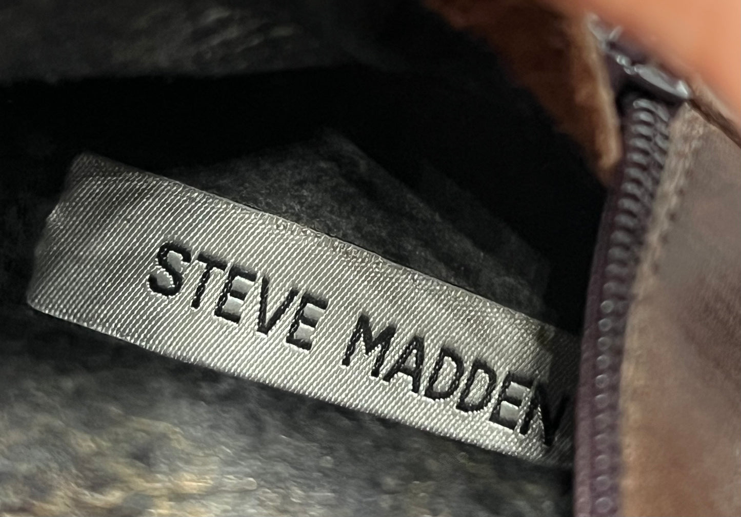 STEVE MADDEN VINTAGE COWBOY CHELSEA BOOTS