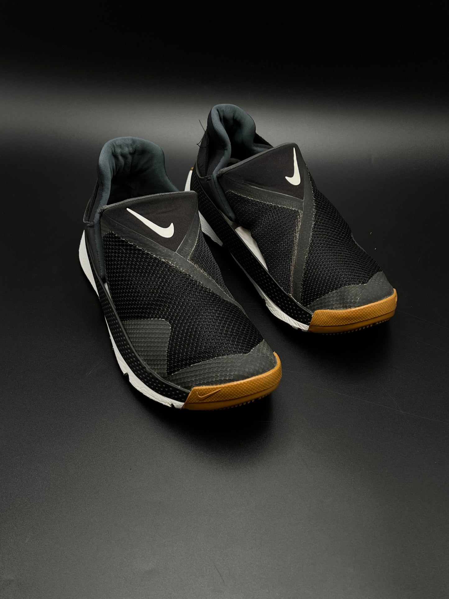 NIKE FLYEASE