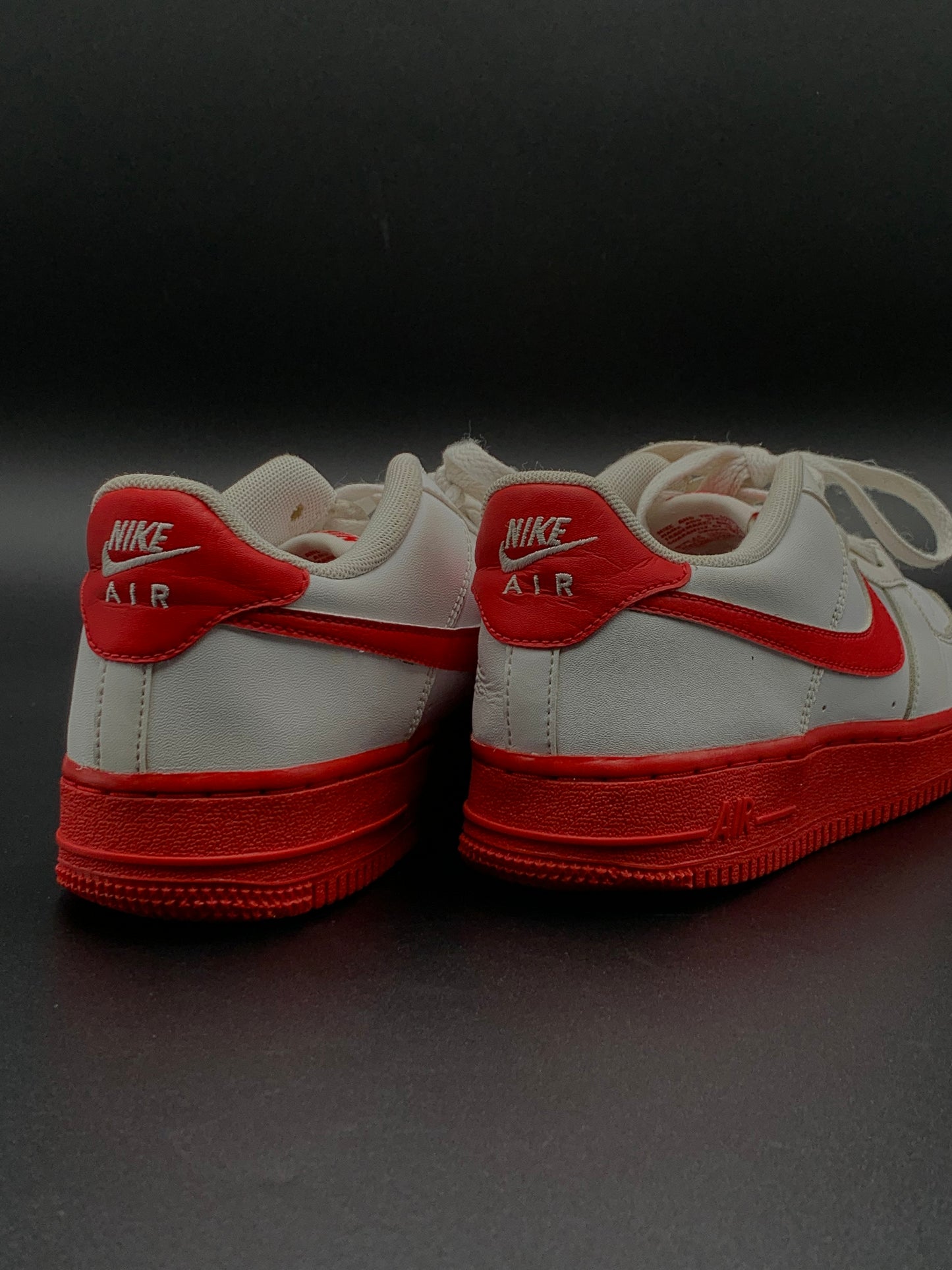 AIR FORCE 1S WHITE/RED