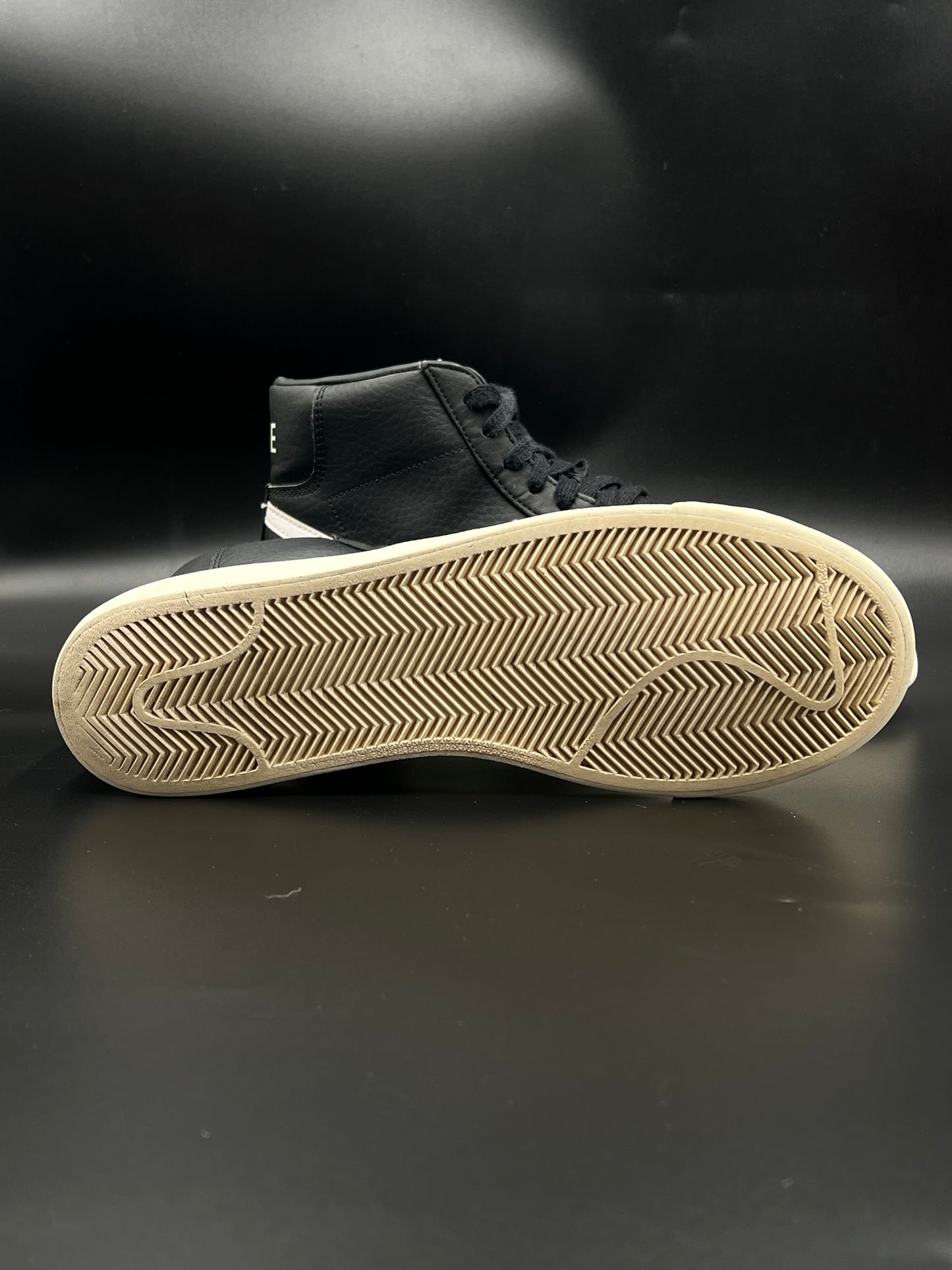 NIKE BLAZERS ‘77 VNTG BLACK/WHITE