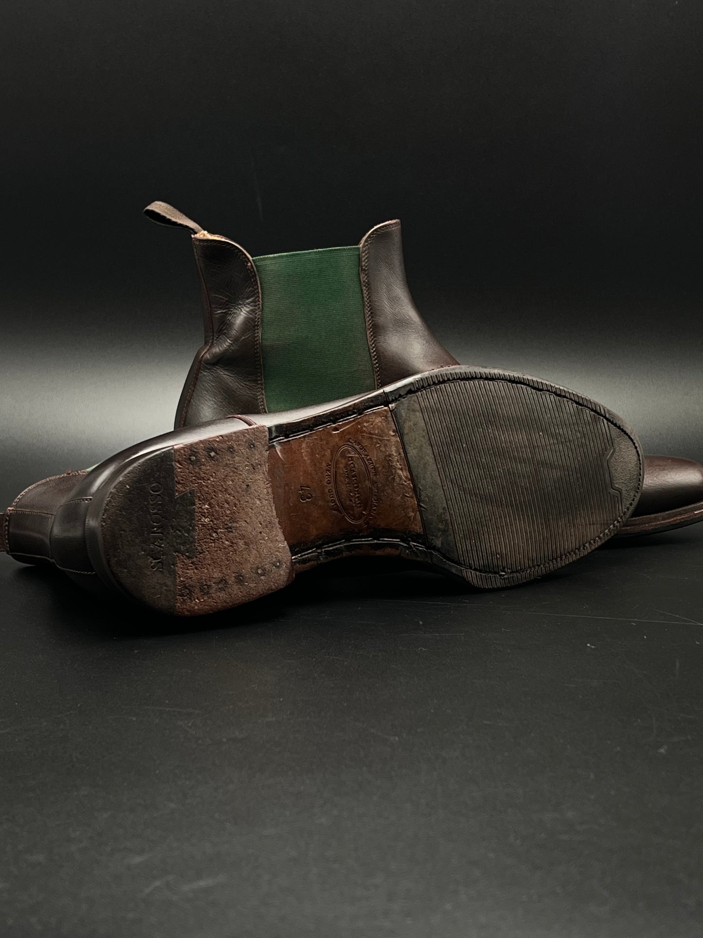 LAVORAZIONE ARTIGIANALE CHELSEA BOOTS