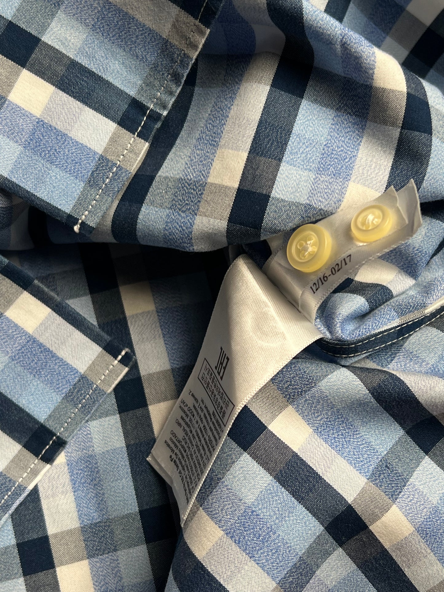BANANA REPUBLIC TEXTURED CASUAL BUTTON DOWN SHIRT
