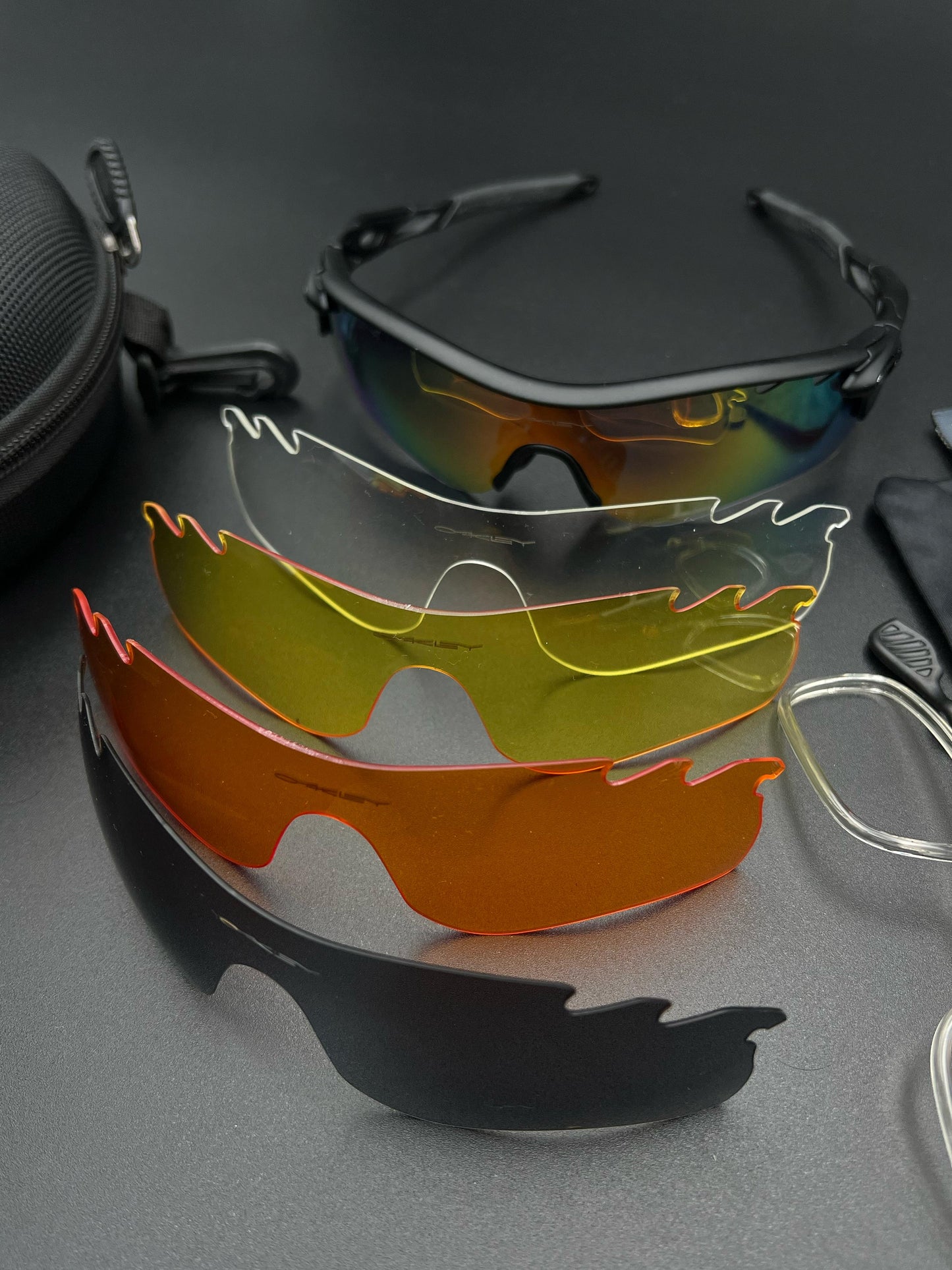 OOKLEY RADARLOCK SUNGLASSES