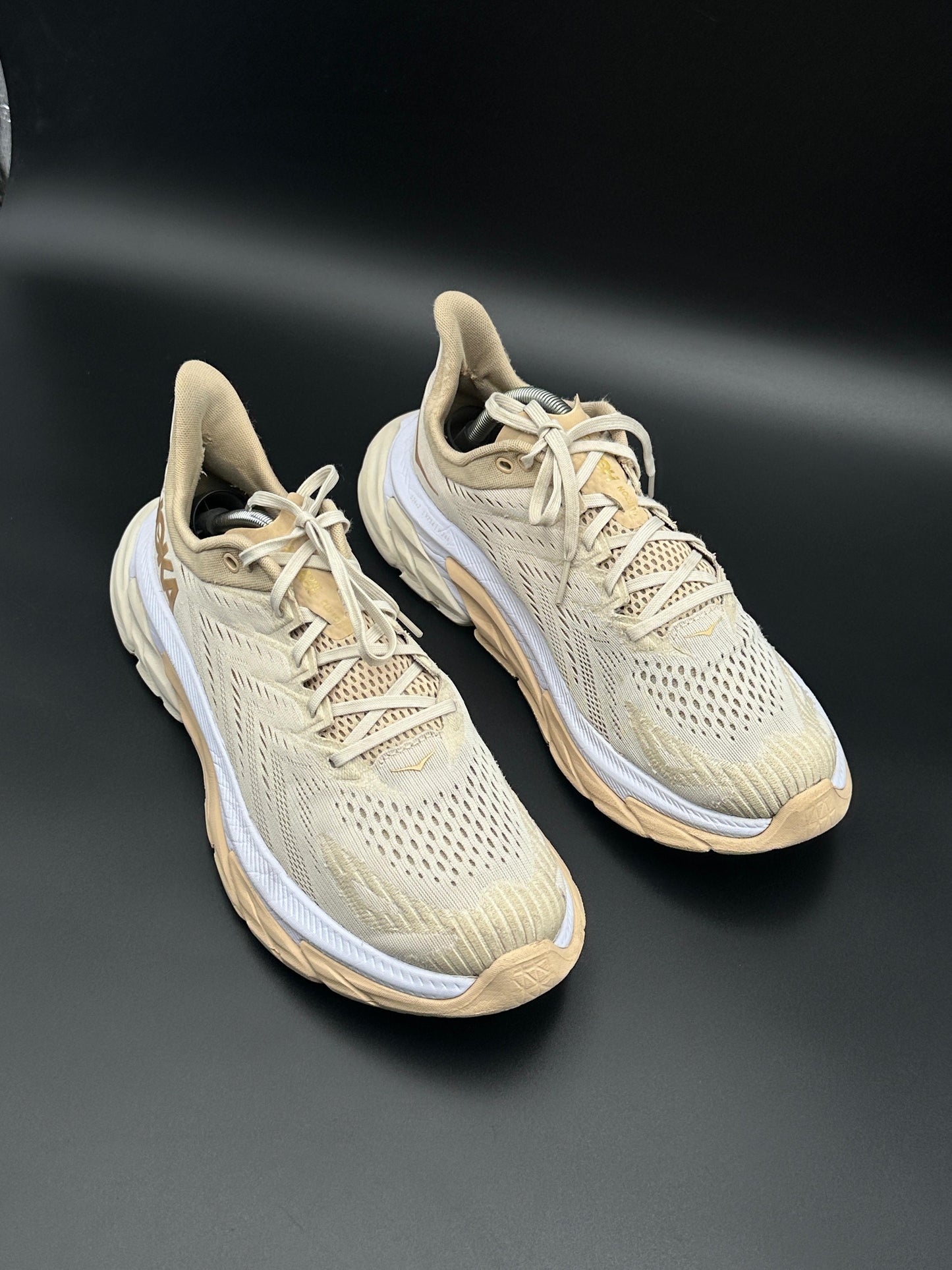 Hoka Clifton Edge Responsive