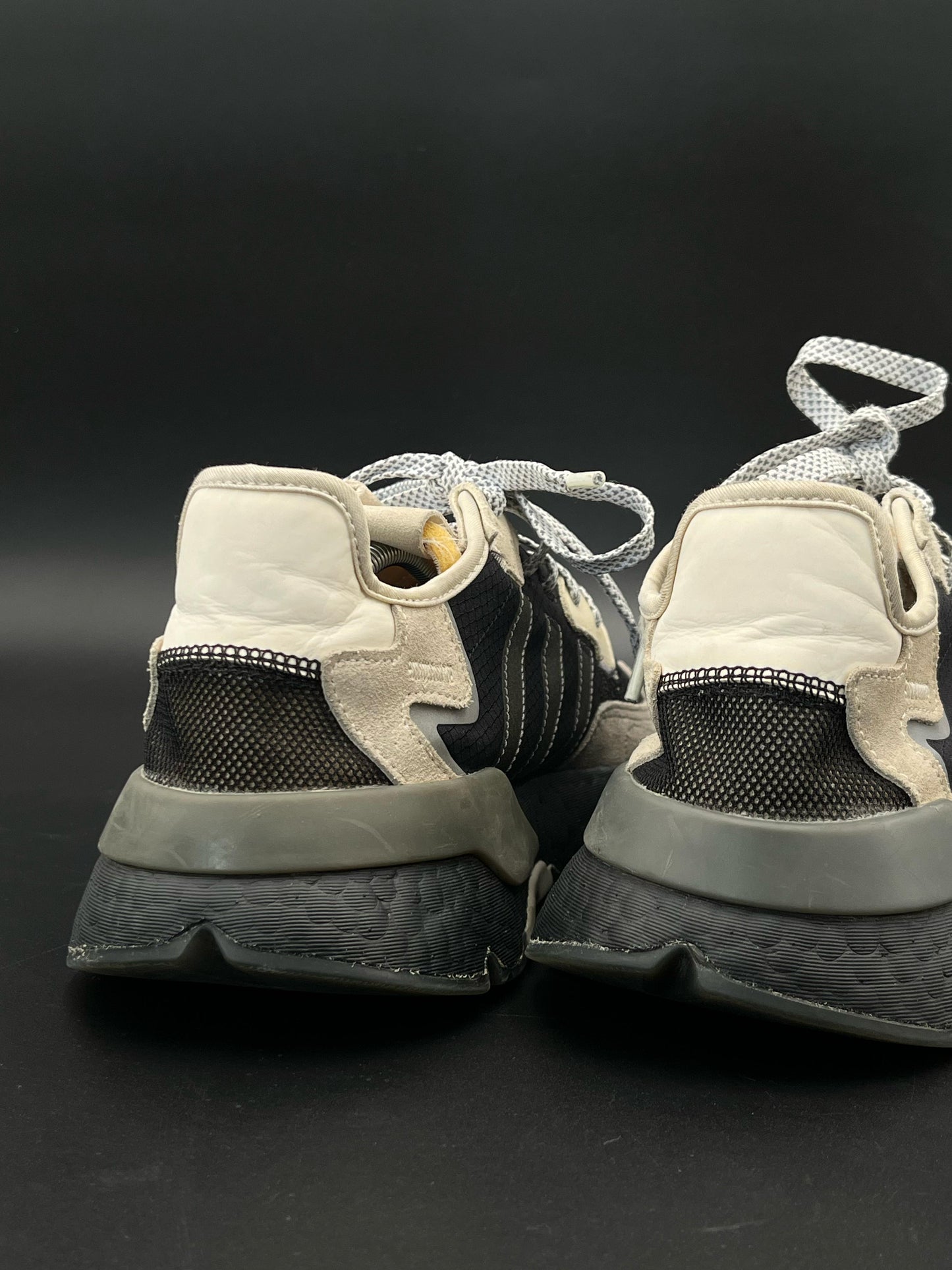 ADIDAS NIGHT JOGGER BLACK CARBON