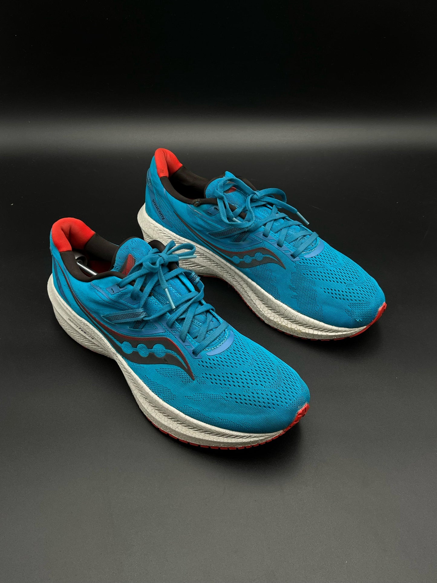 SAUCONY TRIUMPH 20