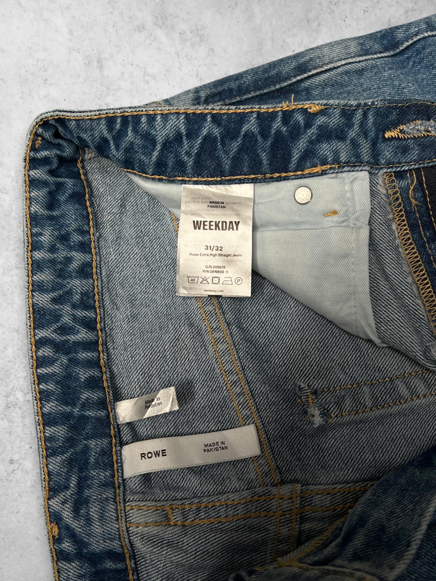 WEEKDAY RELAXED FIT DENIM PANTS