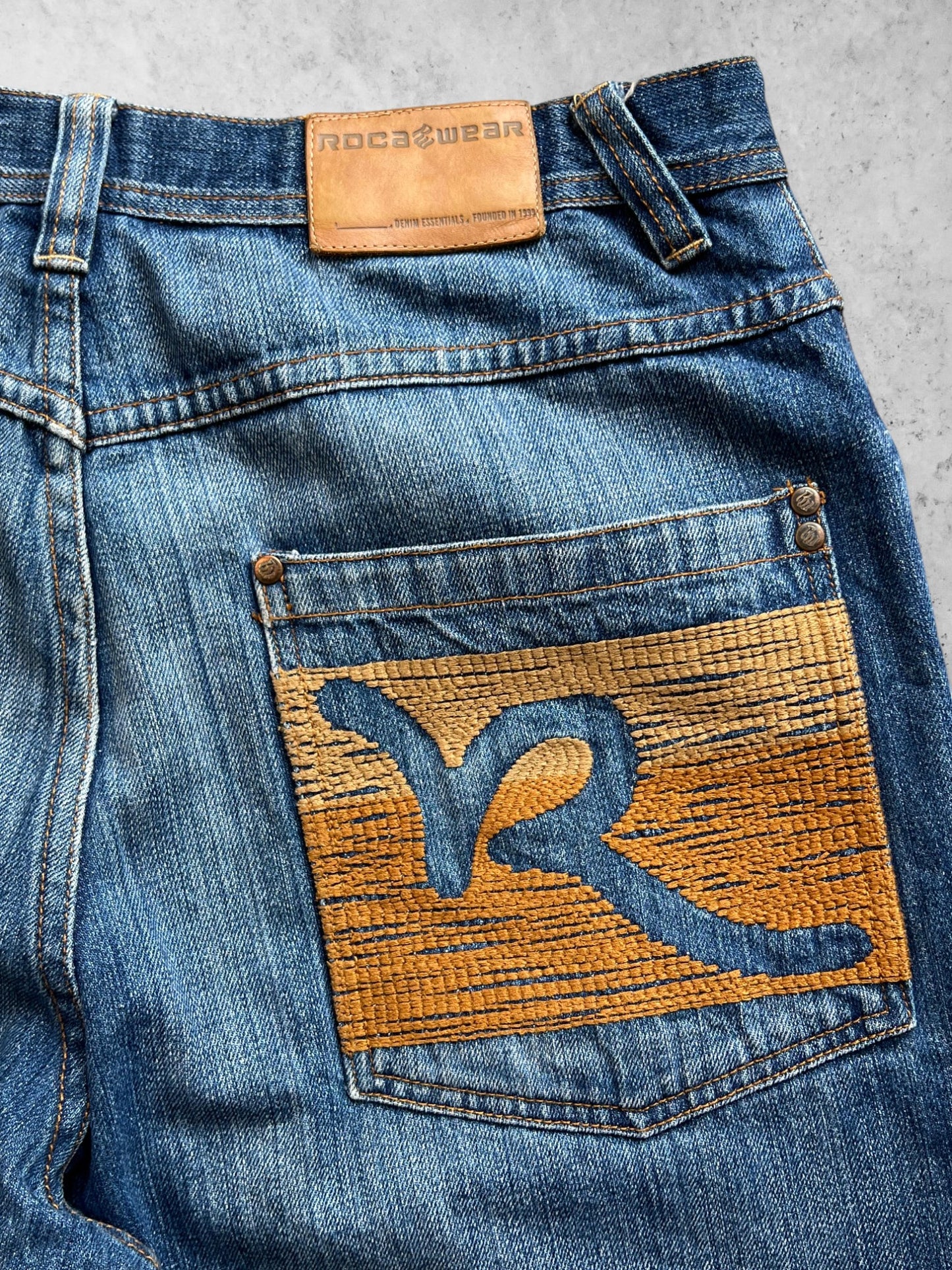 ROCAWEAR Embroidered Logo Denim Pants