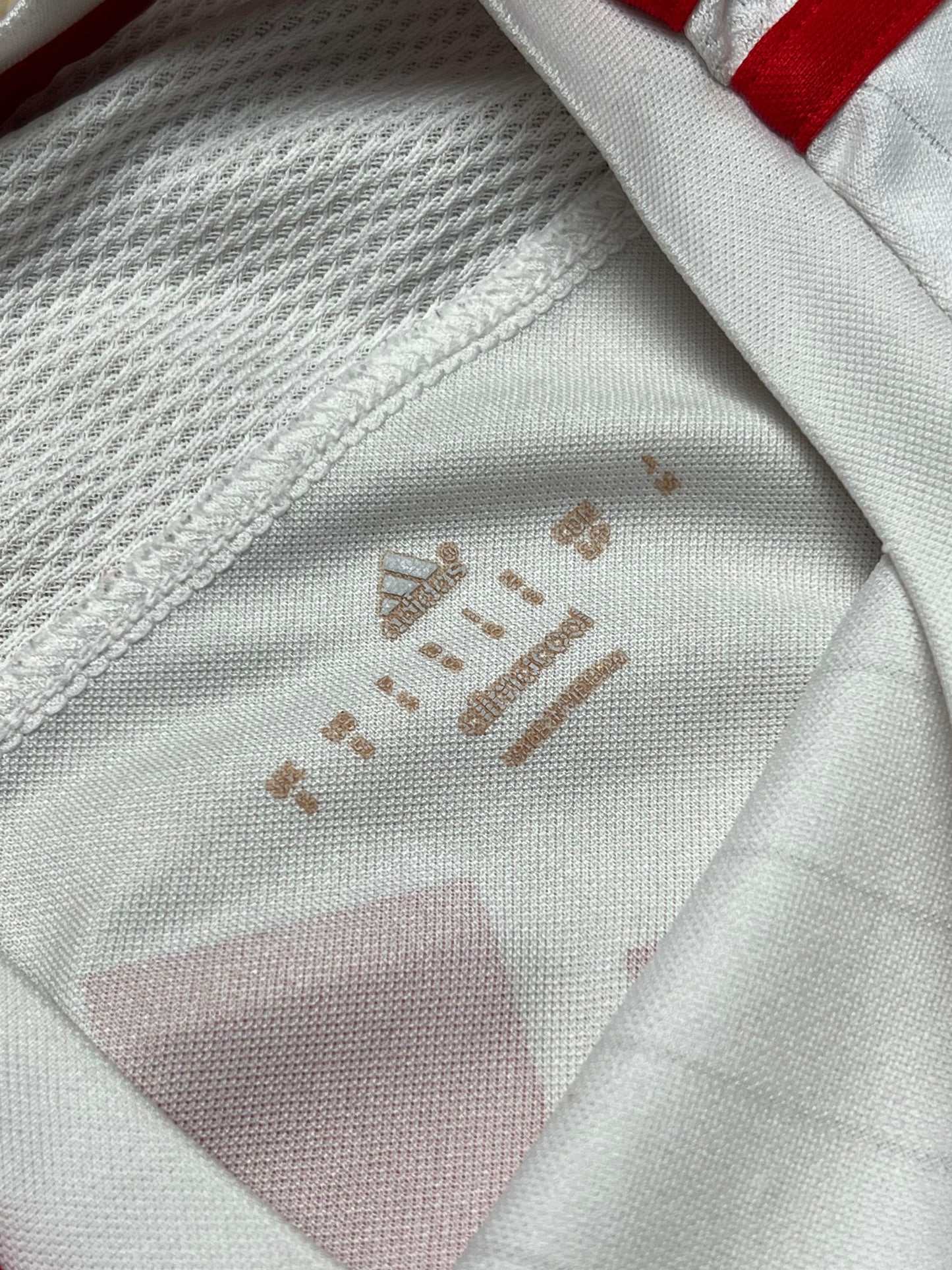 MANCHESTER UNITED TRAINING JERSEY