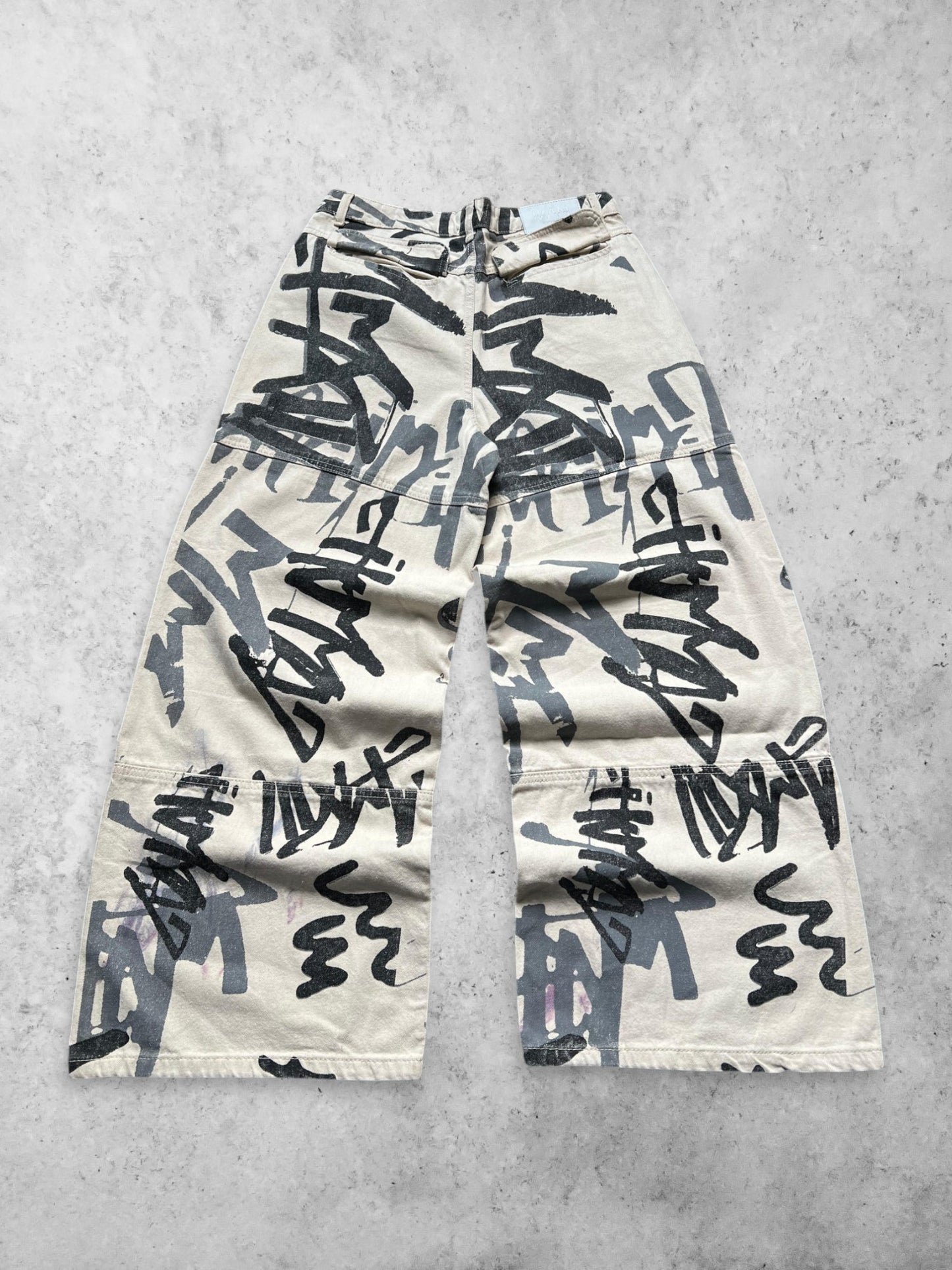 BOOHOOMAN BEIGE ARTWORK JEANS