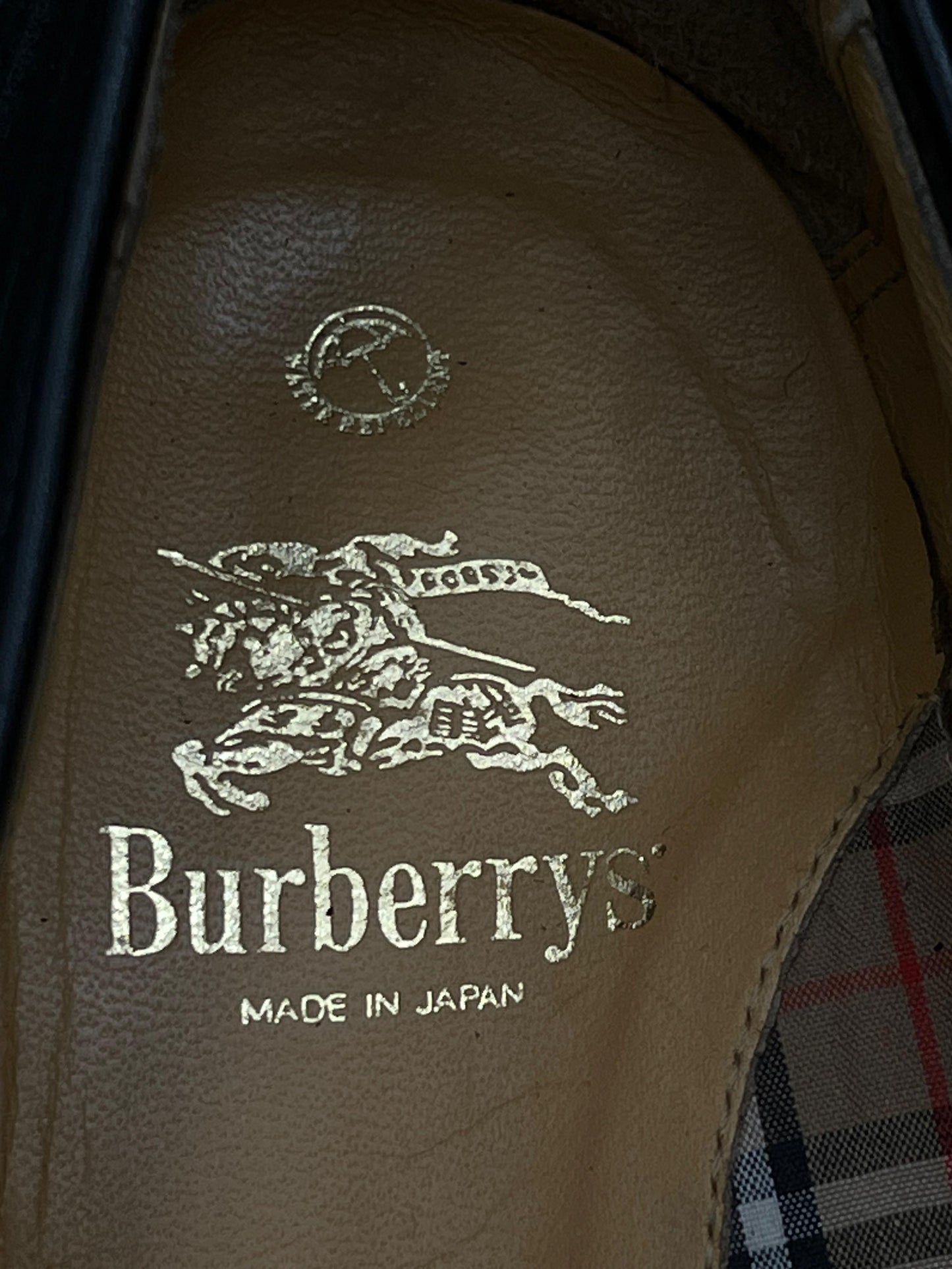 BURBERRY Loafers