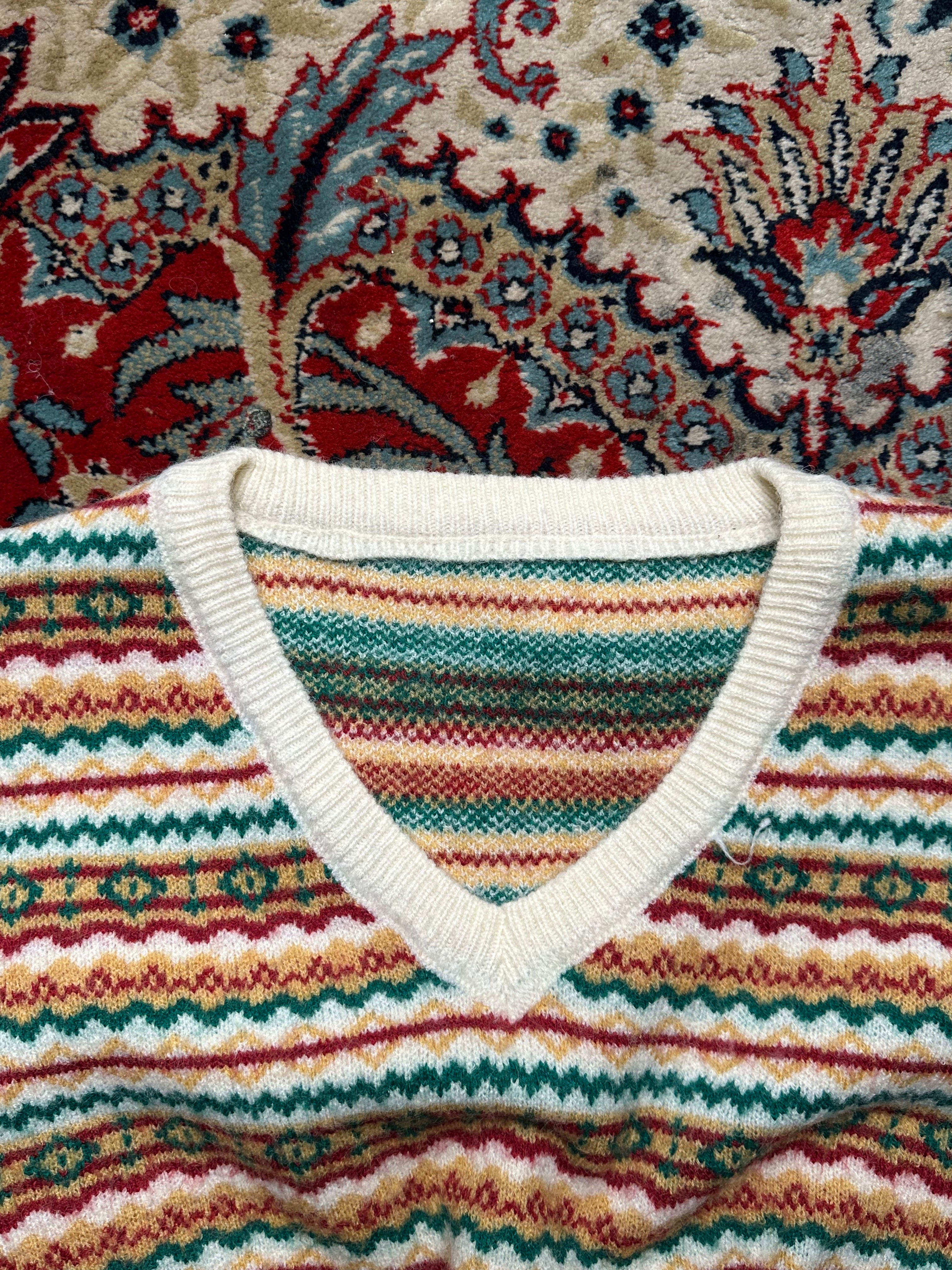 VINTAGE PRINTED SLEEVELESS RELAXED FIT SWEATER ( POLYESTER)