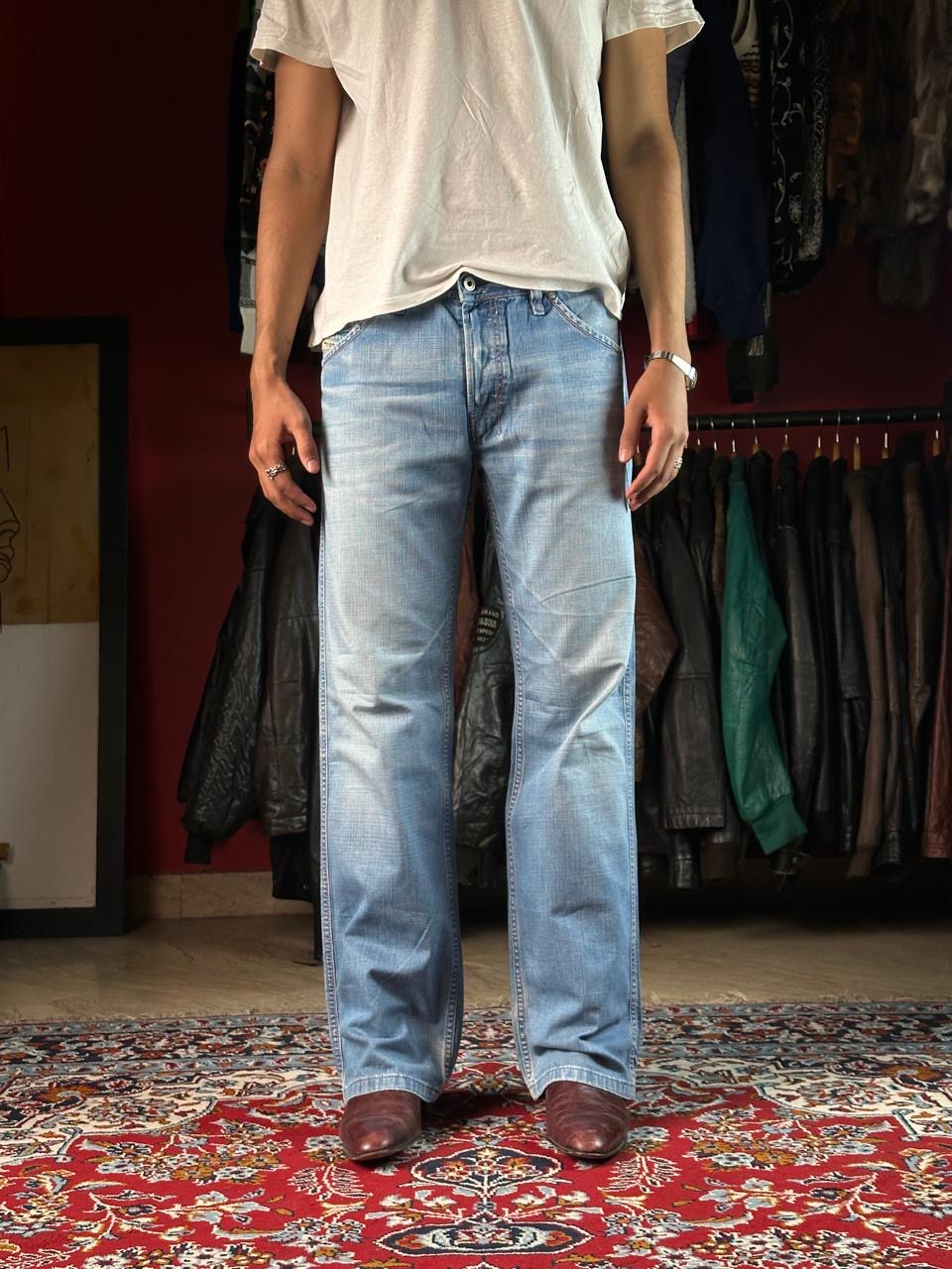 Diesel Light Washed Straight Fit JEANS - 34