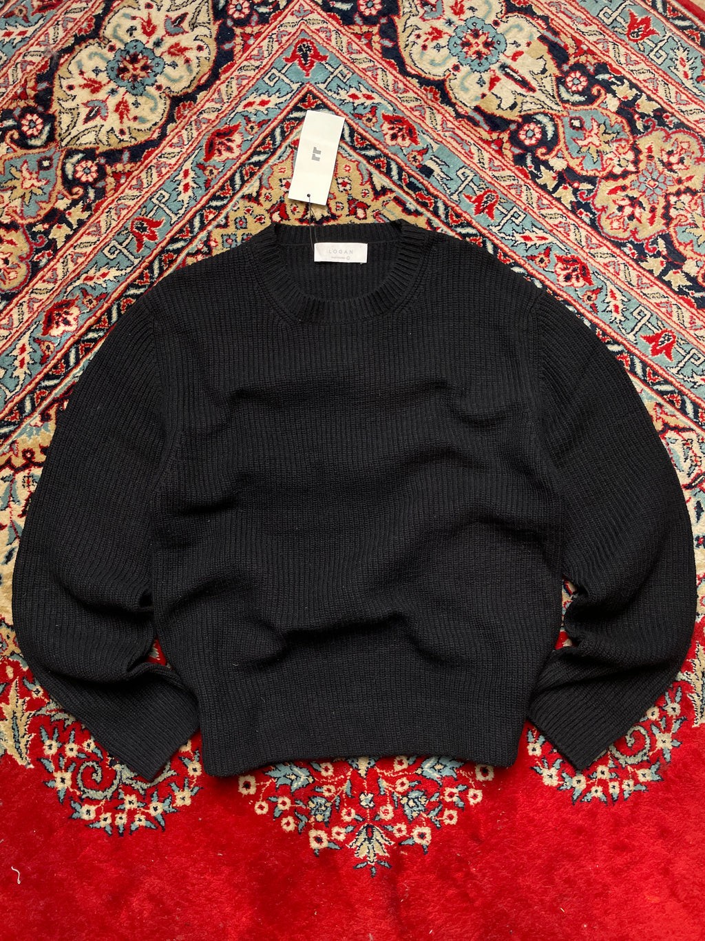 Logan KNITTED RELAXED FIT Sweater
