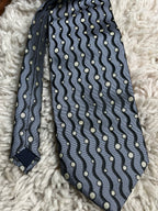 Paul Stuart Handmade 100% Silk Necktie Blue Wavy Dot Pattern Luxury Tie
