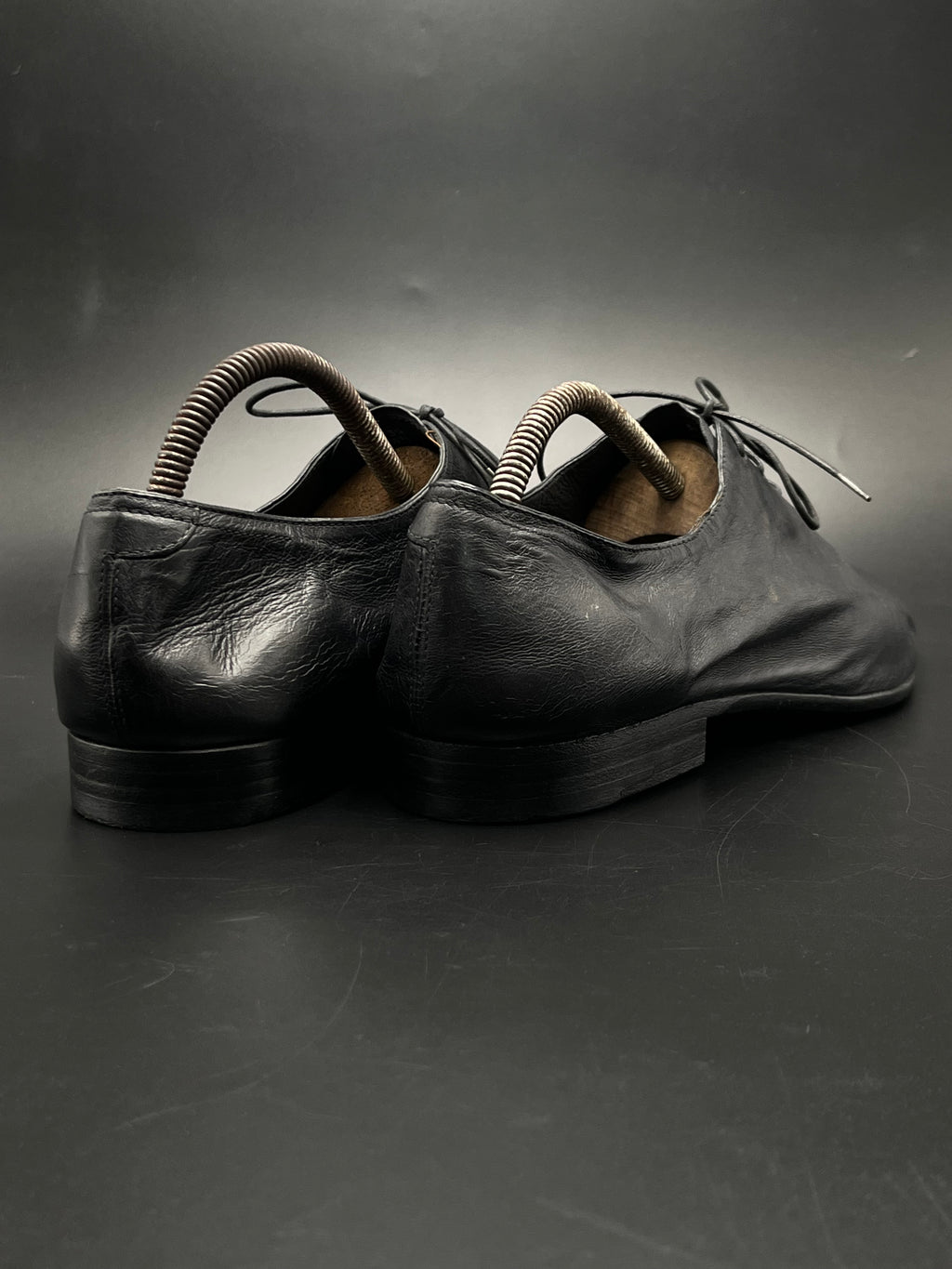 Berluti Alessandro Nero Grigio Black Leather Sleek Lace Up Oxfords