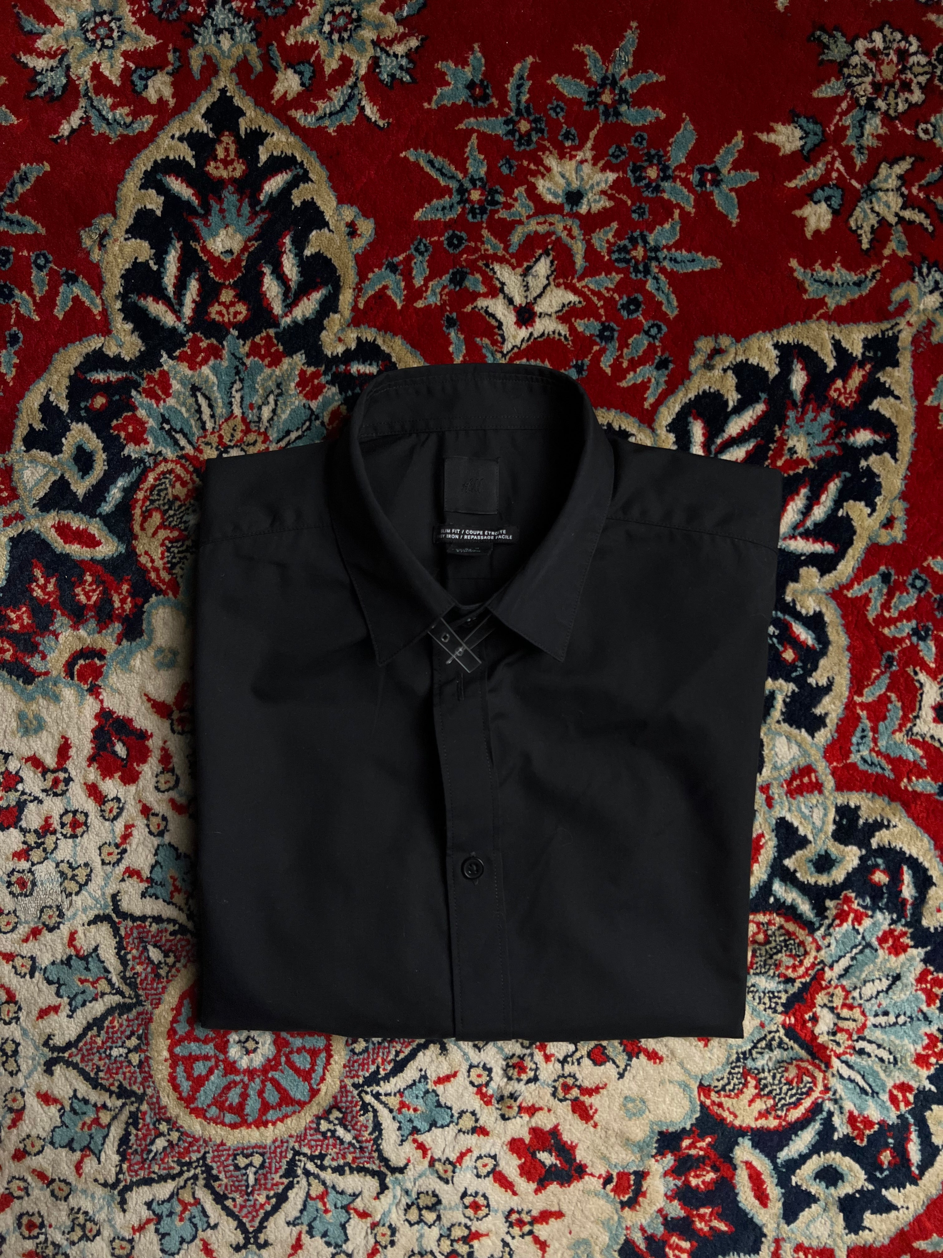 H&M BUTTON DOWN CASUAL SHIRT