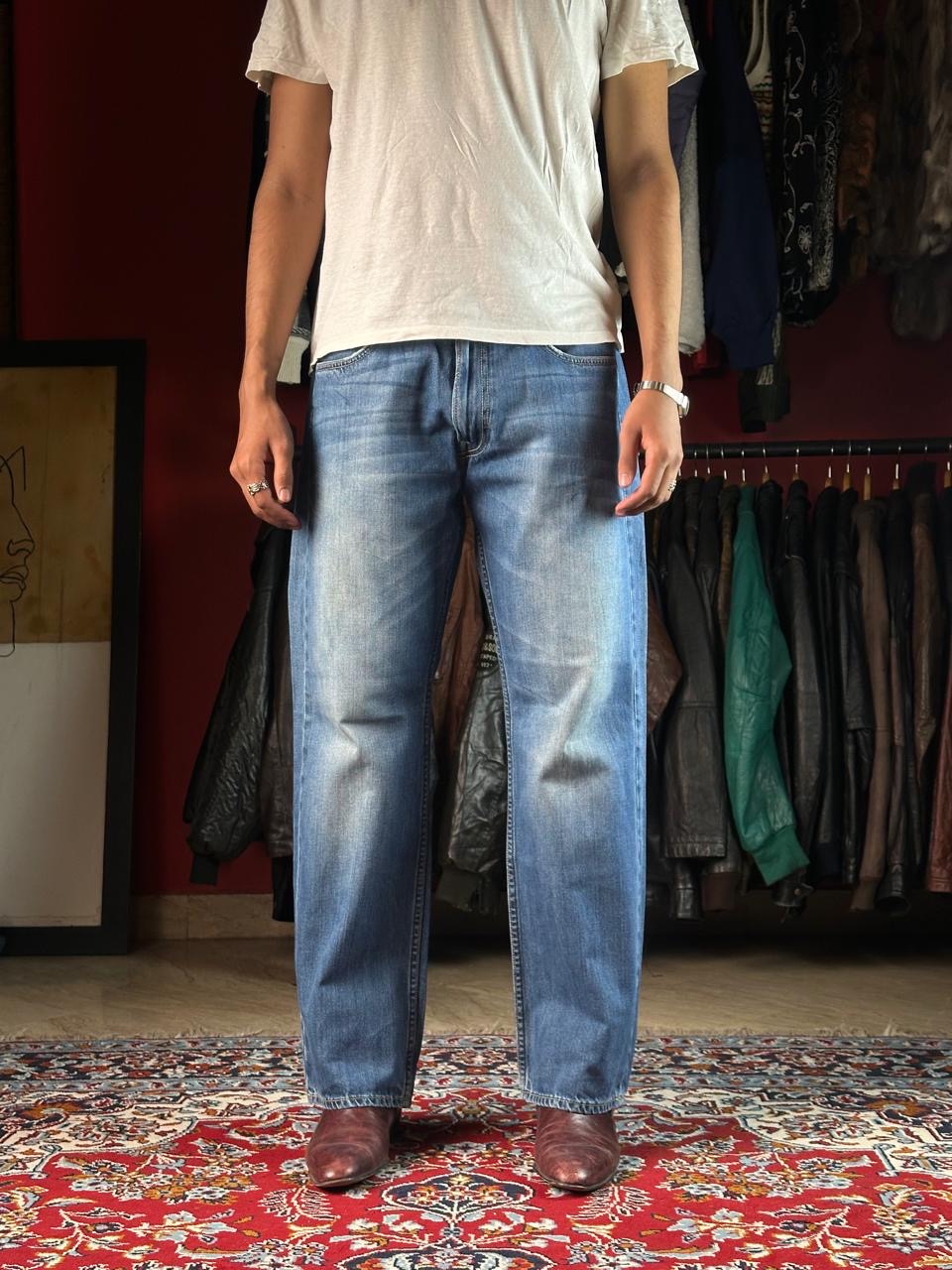 Vintage Lee Medium Washed Straight Fit Jeans - 32