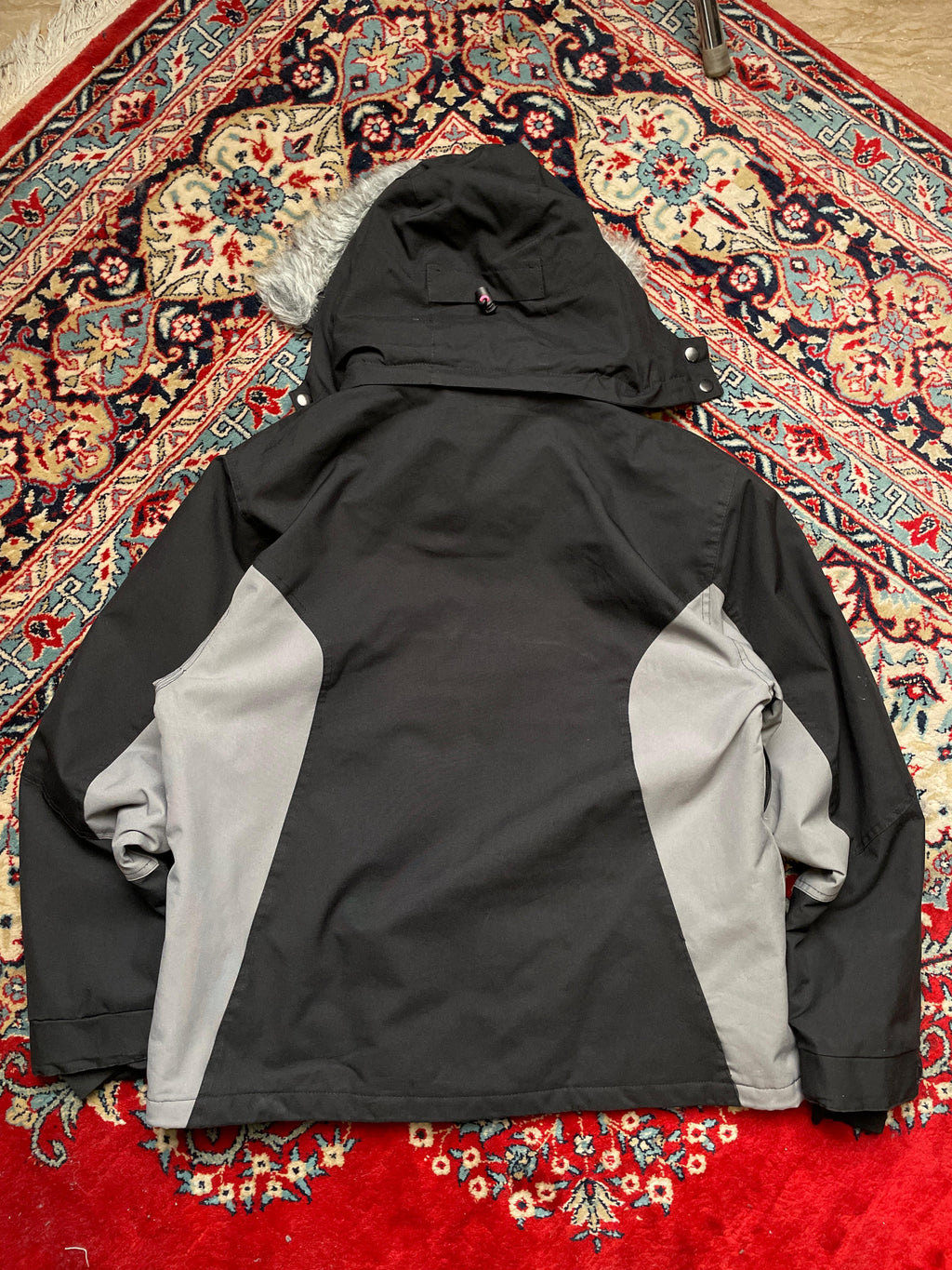 Boardsports HEAVYWEIGHT WINDBREAKER