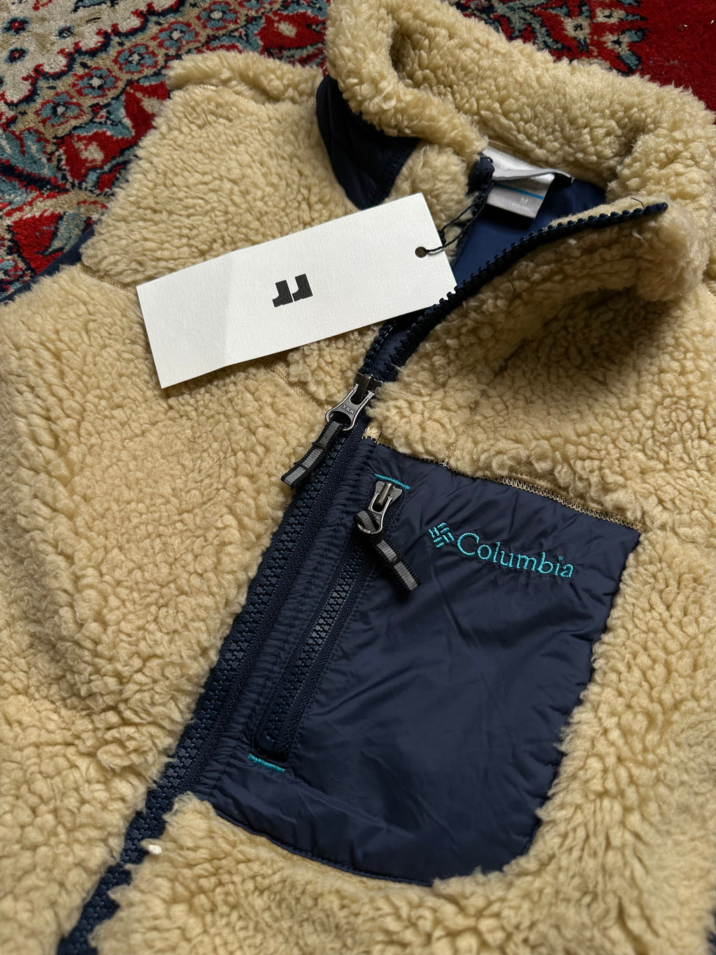 COLUMBIA Sleeveless Fur Jacket