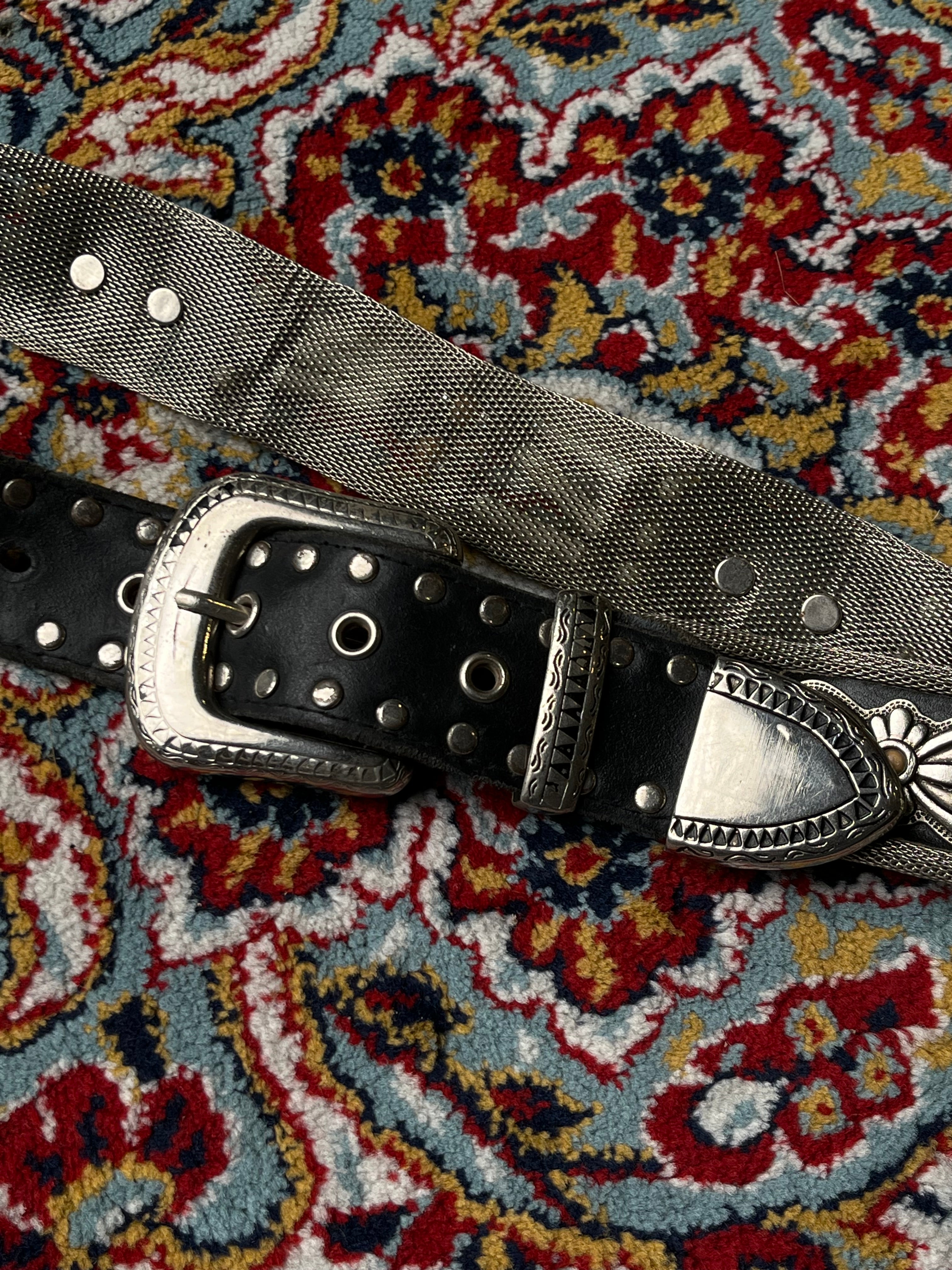 Vintage Southwestern Hairpipe Bone Belt Western Metal Floral Studded Leather Belt