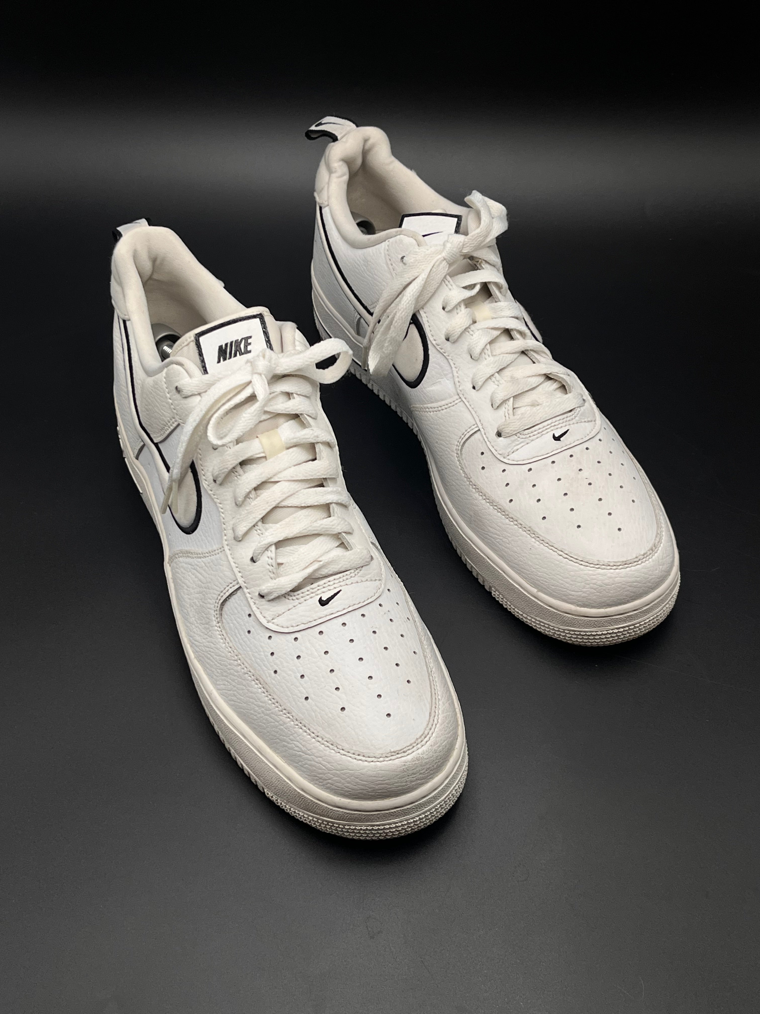 NIKE AIR FORCE 1s WHITE/BLACK