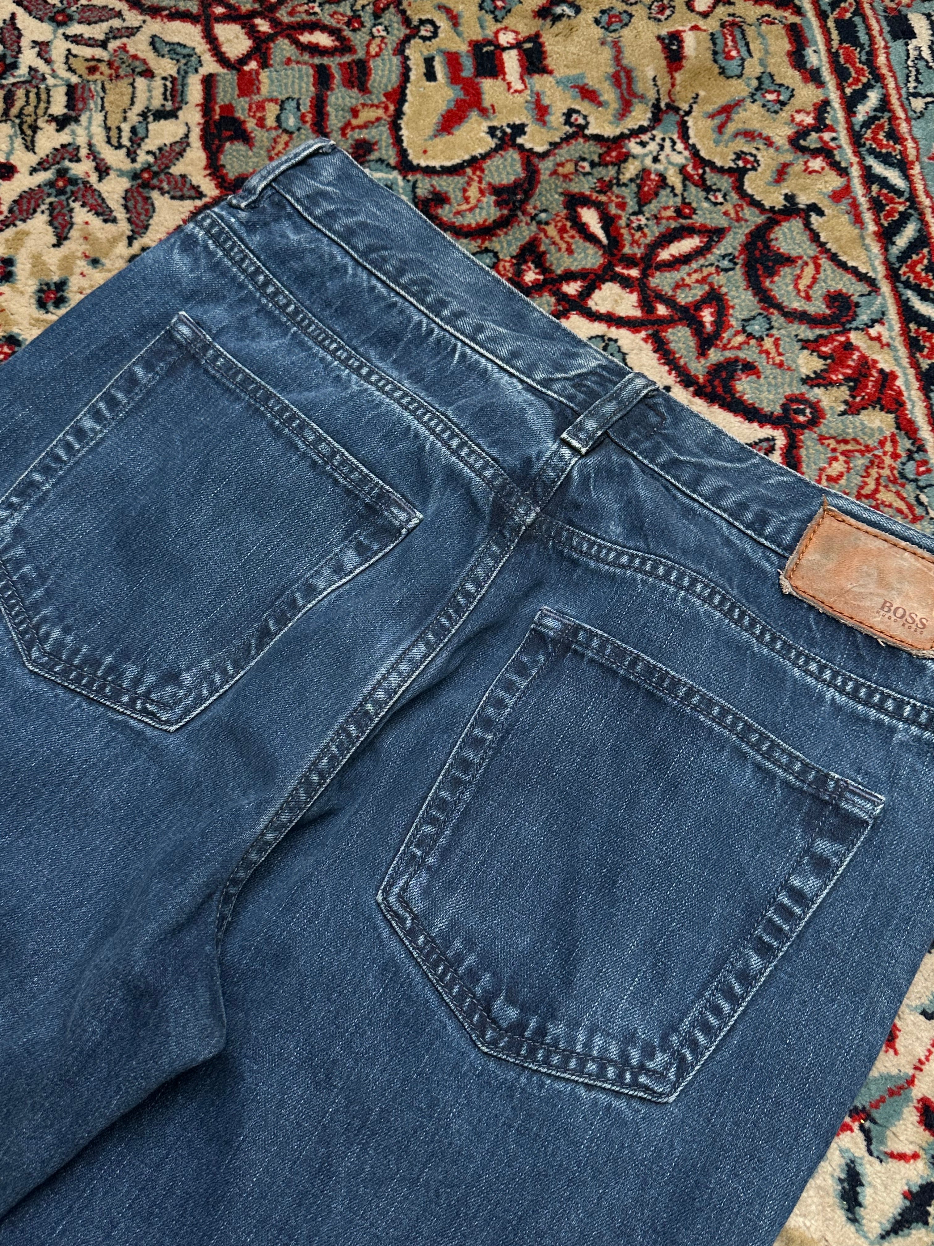 HUGO BOSS ALABAMA COMFORT FIT(STRAIGHT FIT) NON-STRETCH JEANS