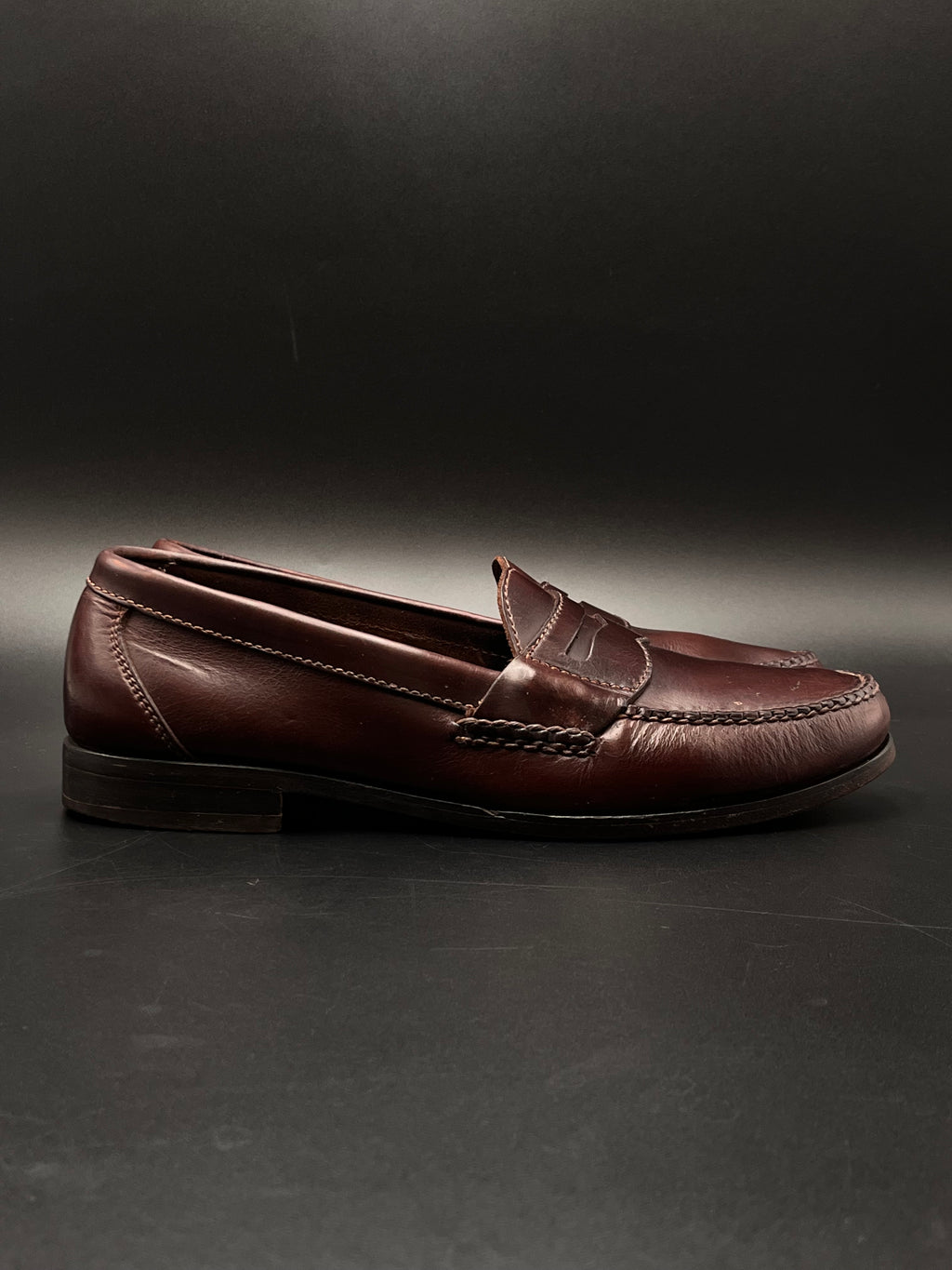 JOHNSTON & MURPHY BURGUNDY LEATHER LOAFERS