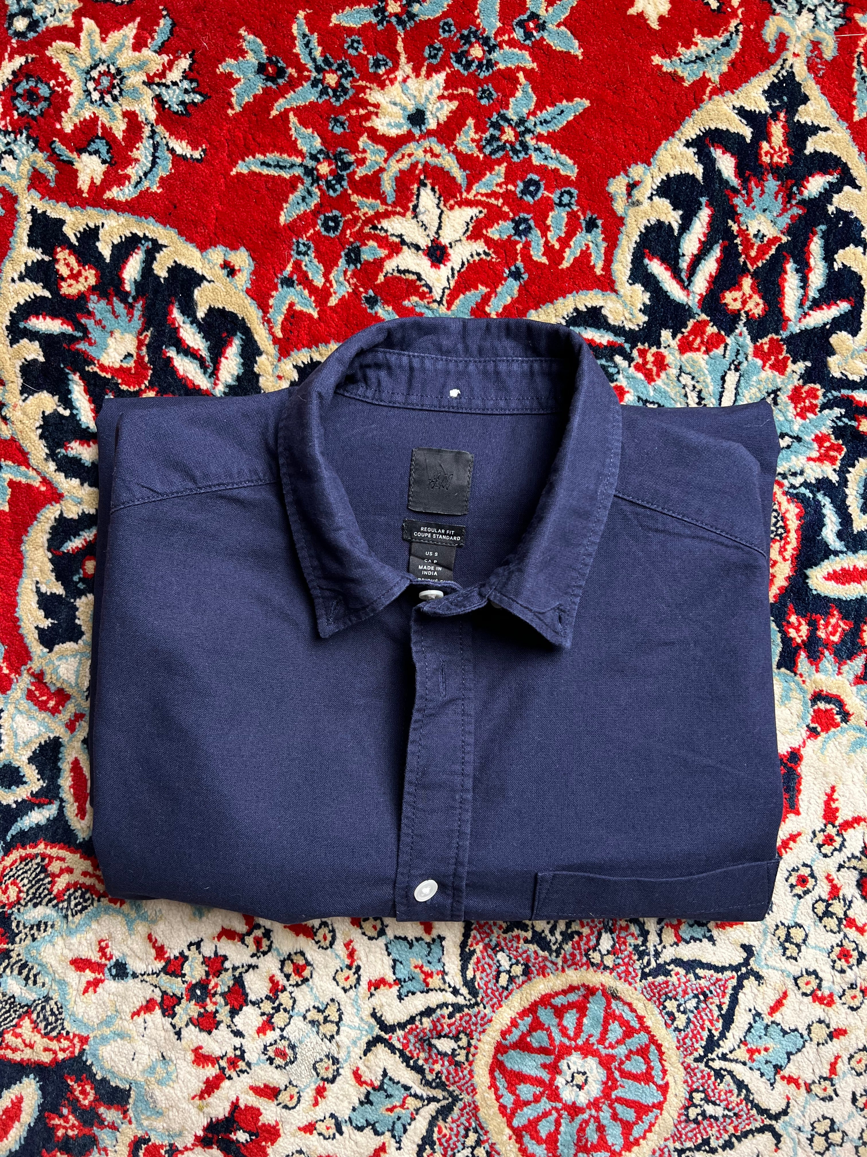 H&M BUTTON DOWN CASUAL SHIRT