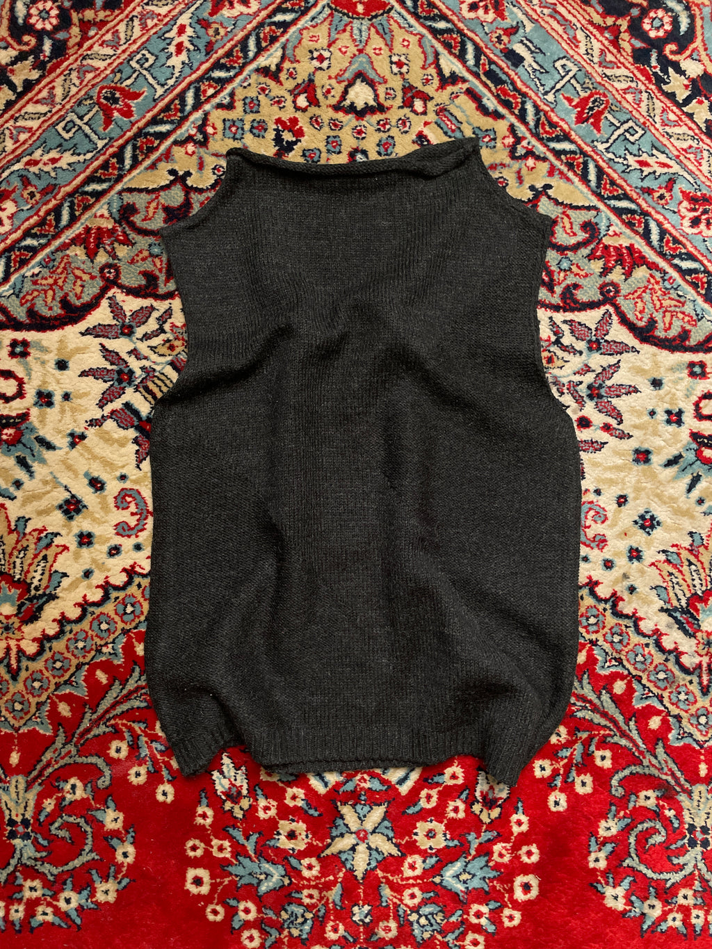 Risakonti Sleeveless Wool sweater