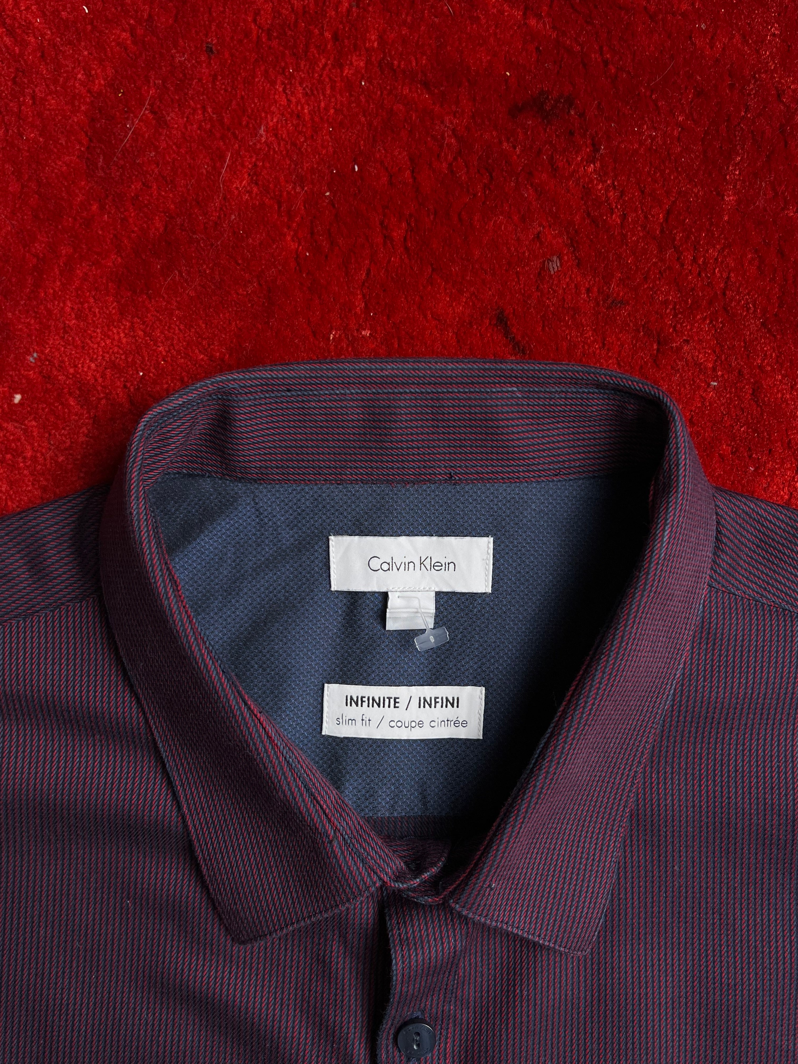 CALVIN KLIEN CASUAL BUTTON DOWN SHIRT