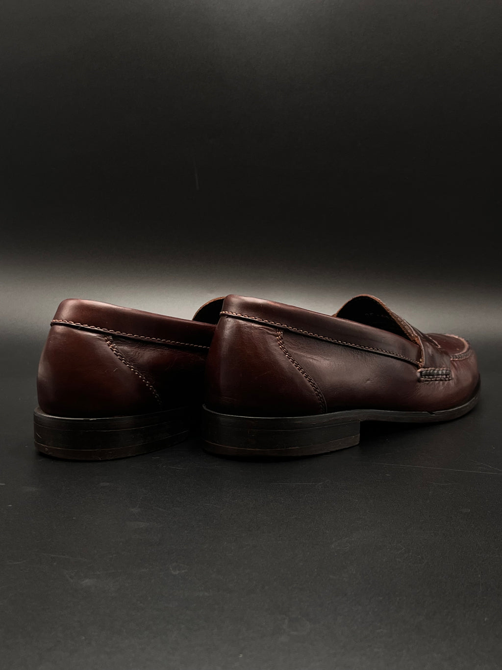 JOHNSTON & MURPHY BURGUNDY LEATHER LOAFERS