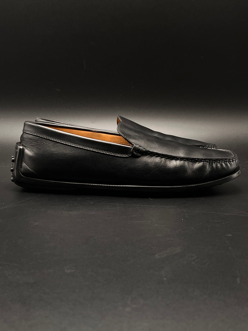Tods black leather DRIVERS