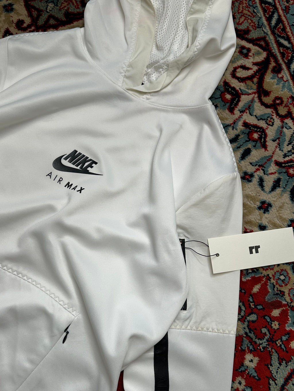 NIKE AIR MAX DRI-FIT HOODIE