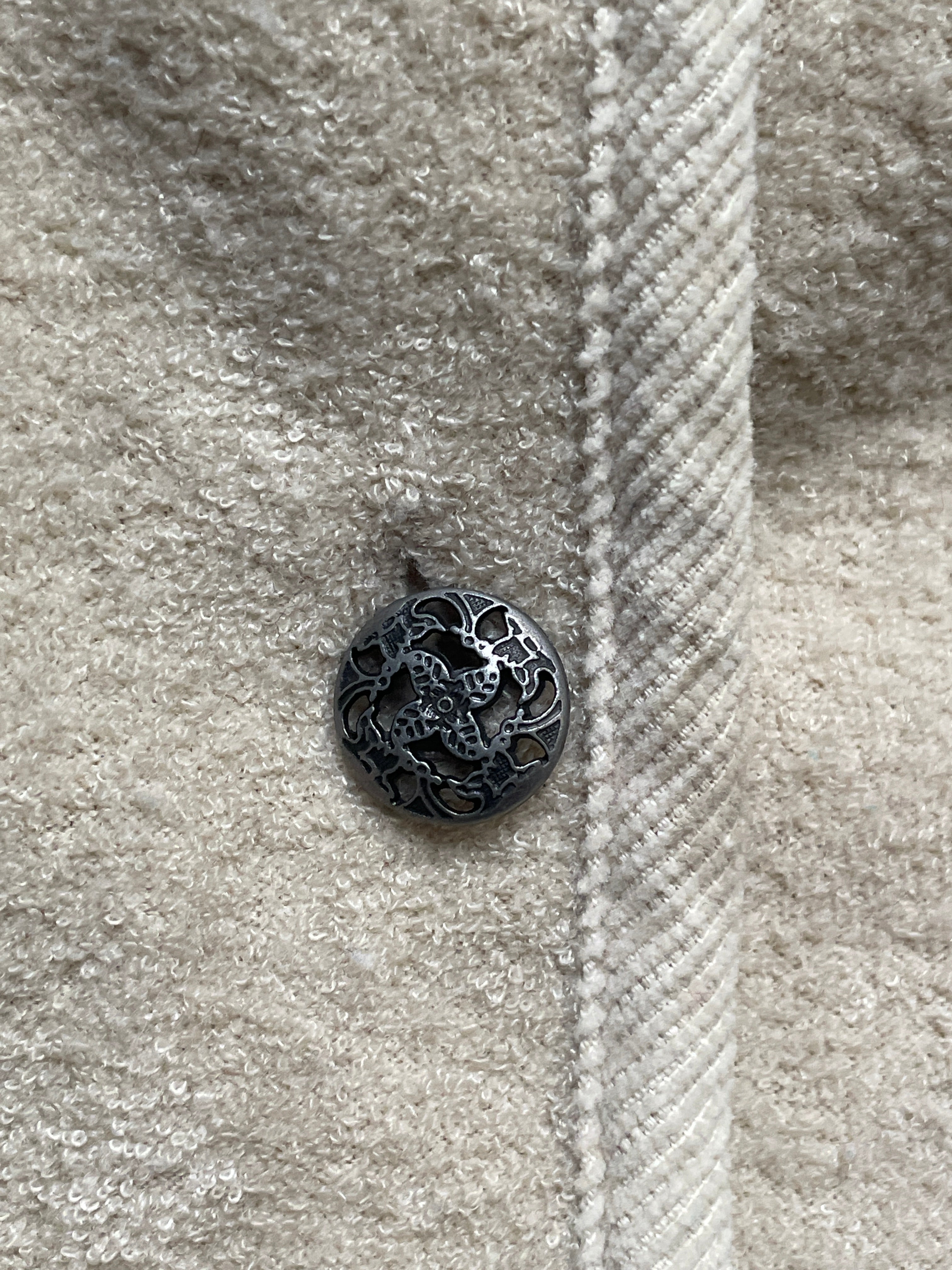 Tradition EMBROIDERED SWEATER