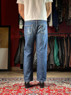 Vintage Levi's 501 Straight Fit Medium Washed JEANS - 32