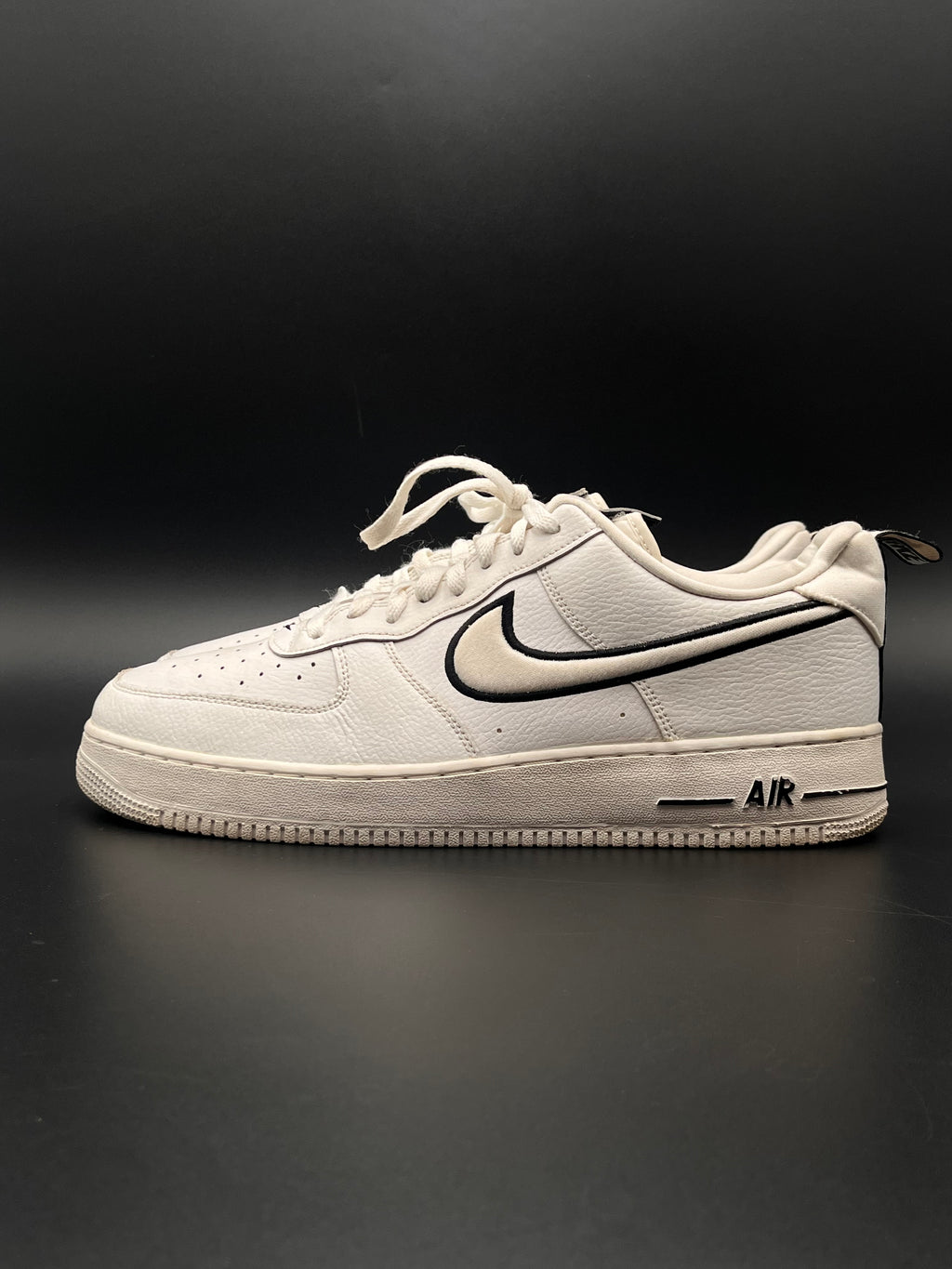 NIKE AIR FORCE 1s WHITE/BLACK