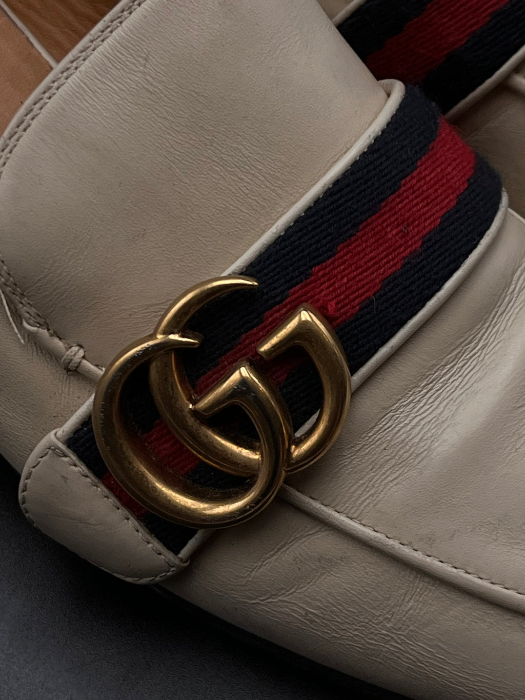 Gucci Cream Leather Embellished GG web Double Pumps