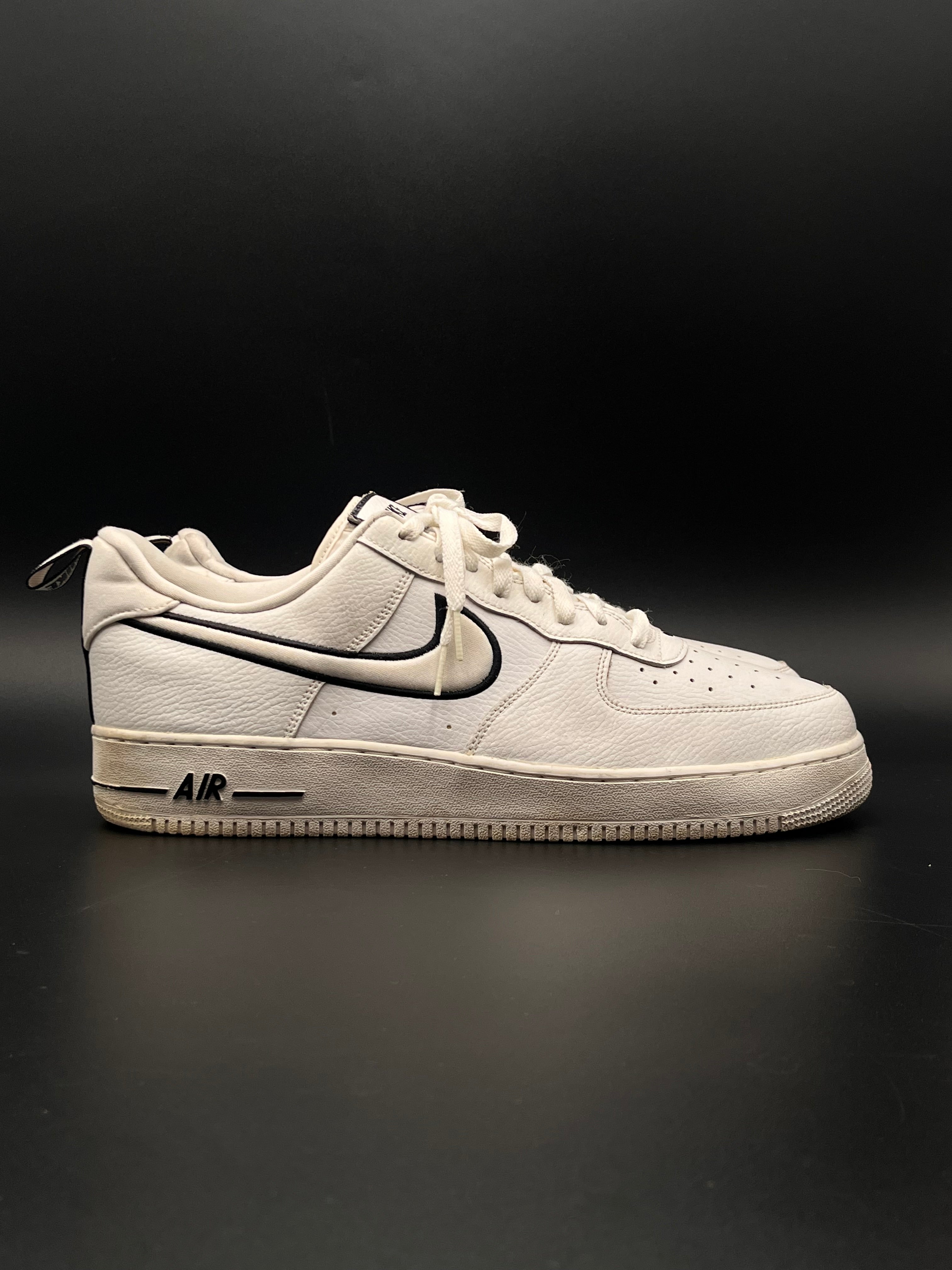 NIKE AIR FORCE 1s WHITE/BLACK