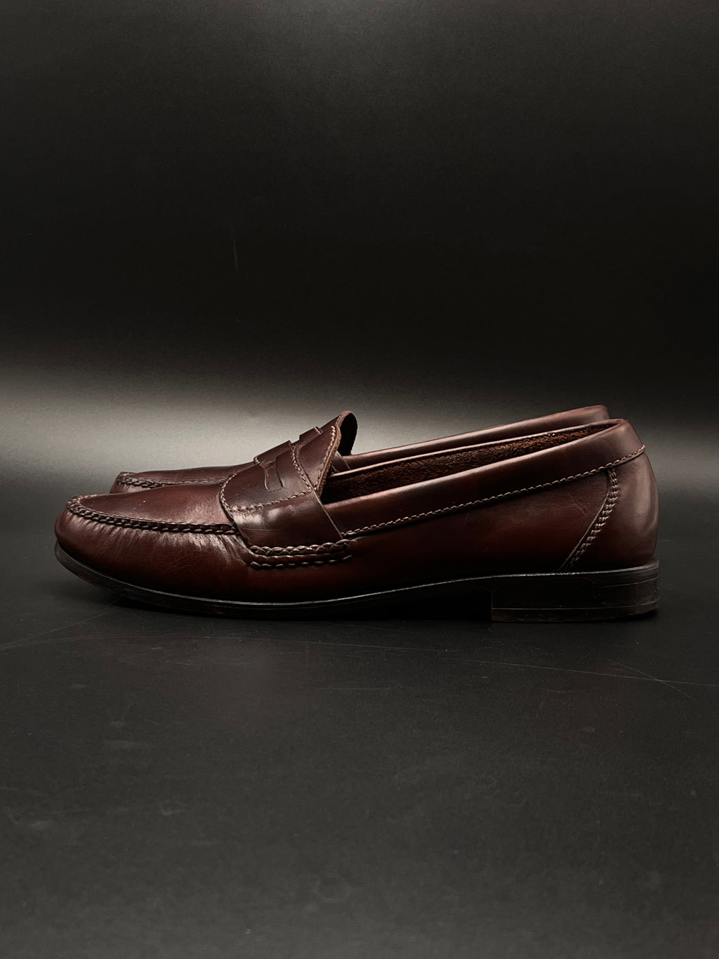 JOHNSTON & MURPHY BURGUNDY LEATHER LOAFERS