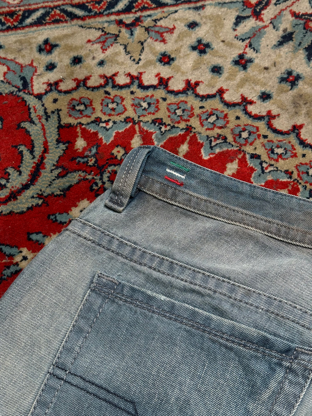 DIESEL THAVAR(SLIM FIT) LIGHT BLUE WASHED NON-STRETCH JEANS