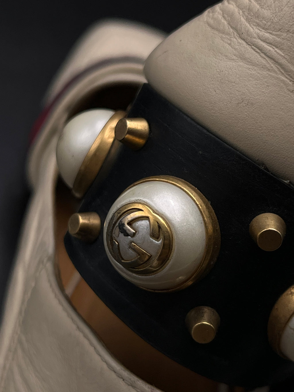 Gucci Cream Leather Embellished GG web Double Pumps