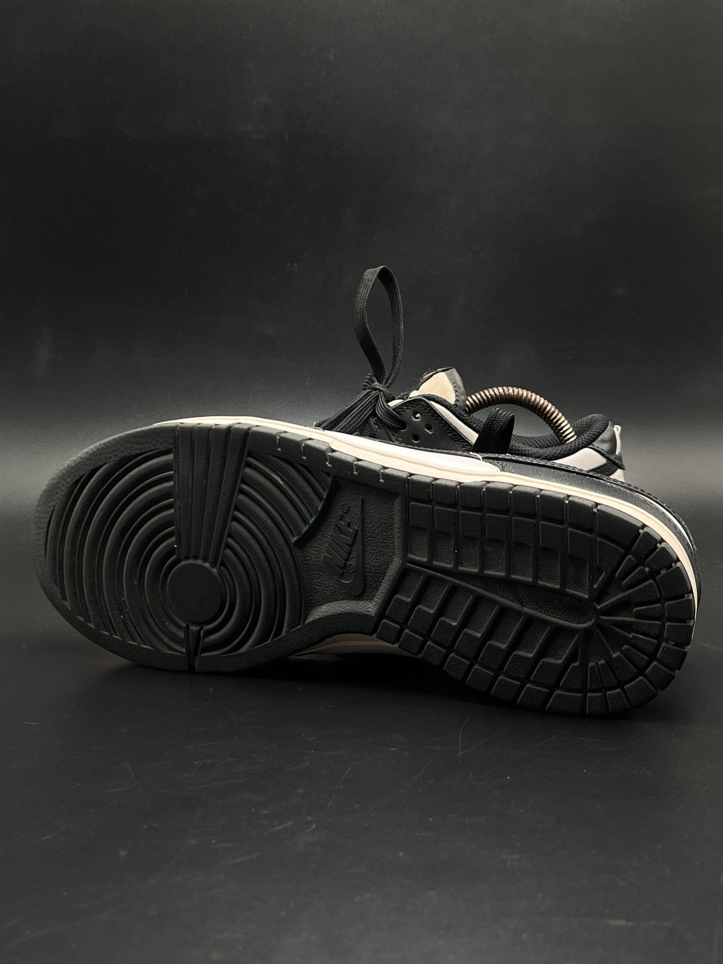 Nike Dunk Low Panda Black White Sail - 40.5