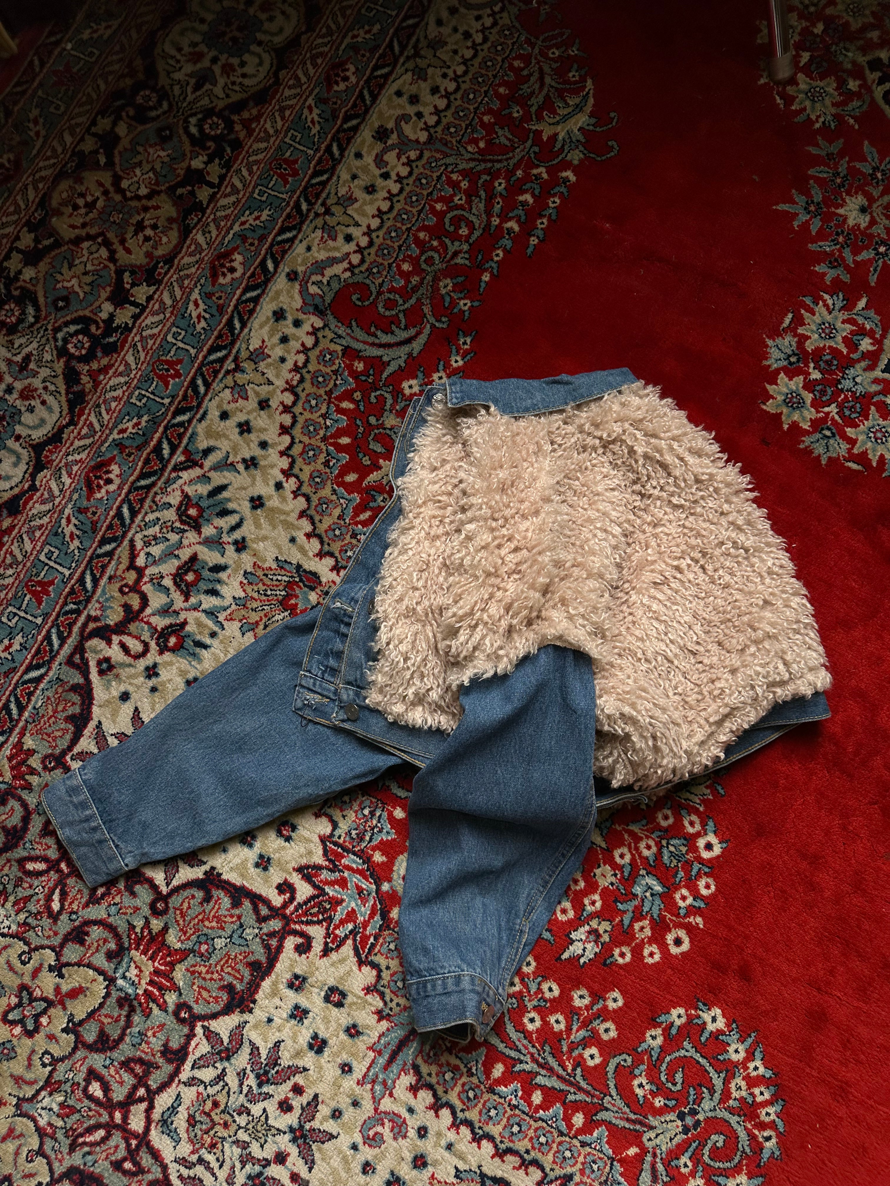 MAGAZINE Fake Fur Baggy Cropped Denim Jacket