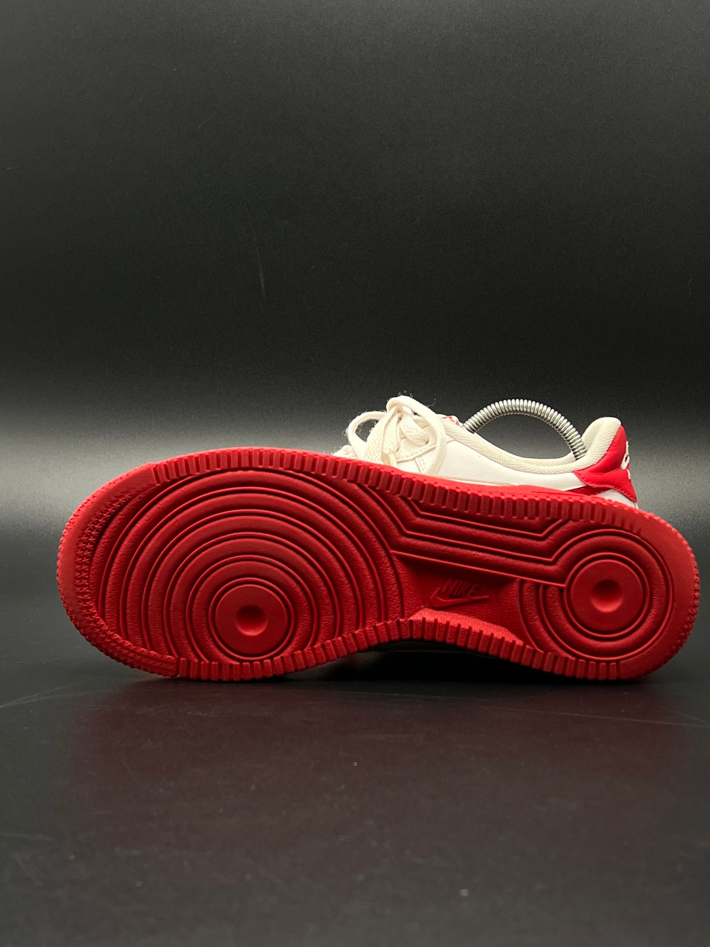 AIR FORCE 1S WHITE/RED