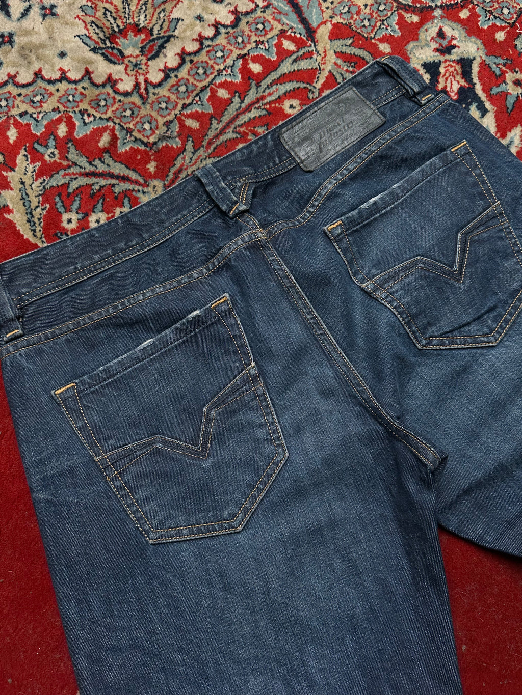 DIESEL LARKEE(STRAIGHT FIT) WASHED INDIGO NON-STRETCH DENIM PANTS