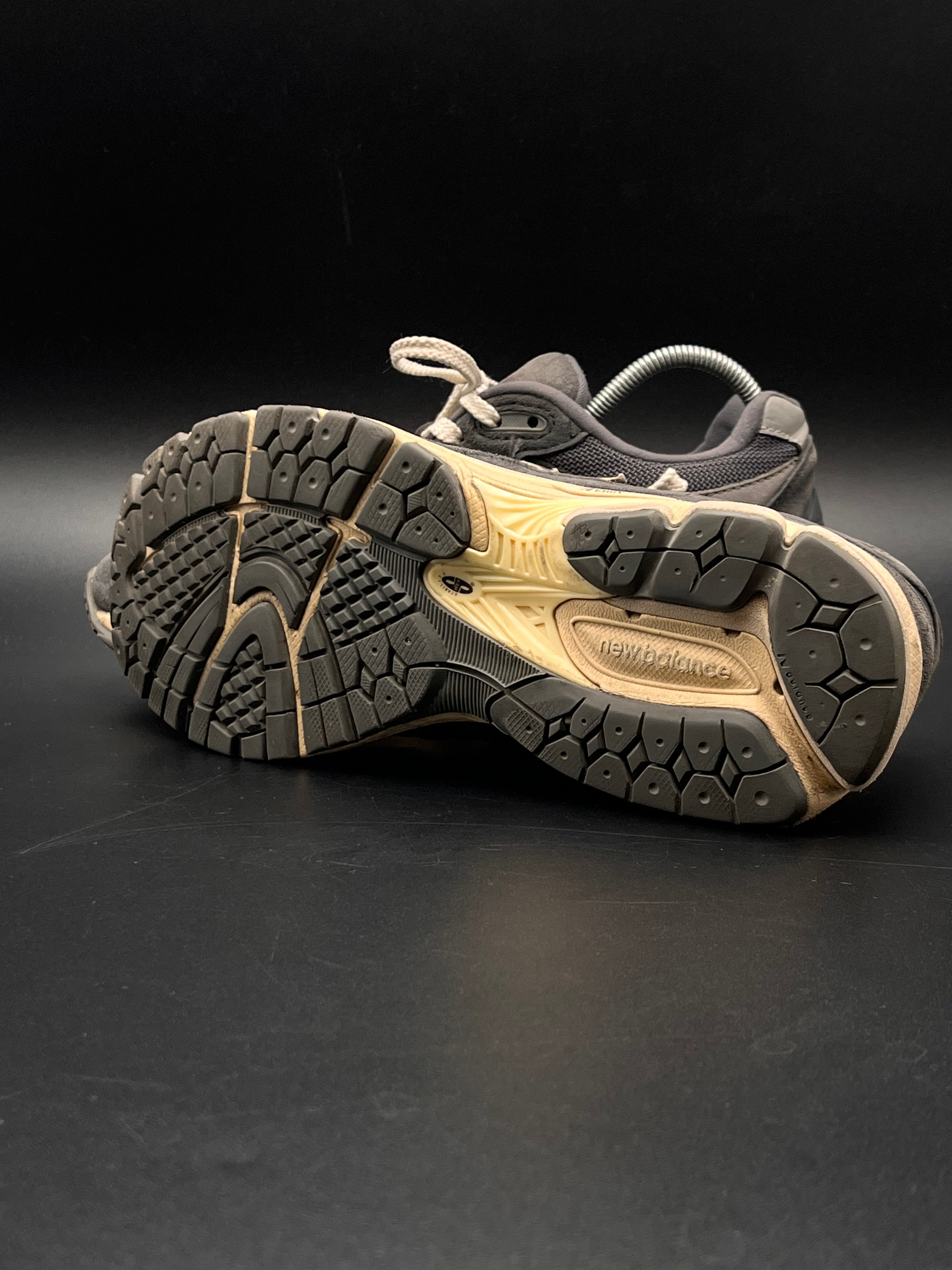 NEW BALANCE 2002r Phantom