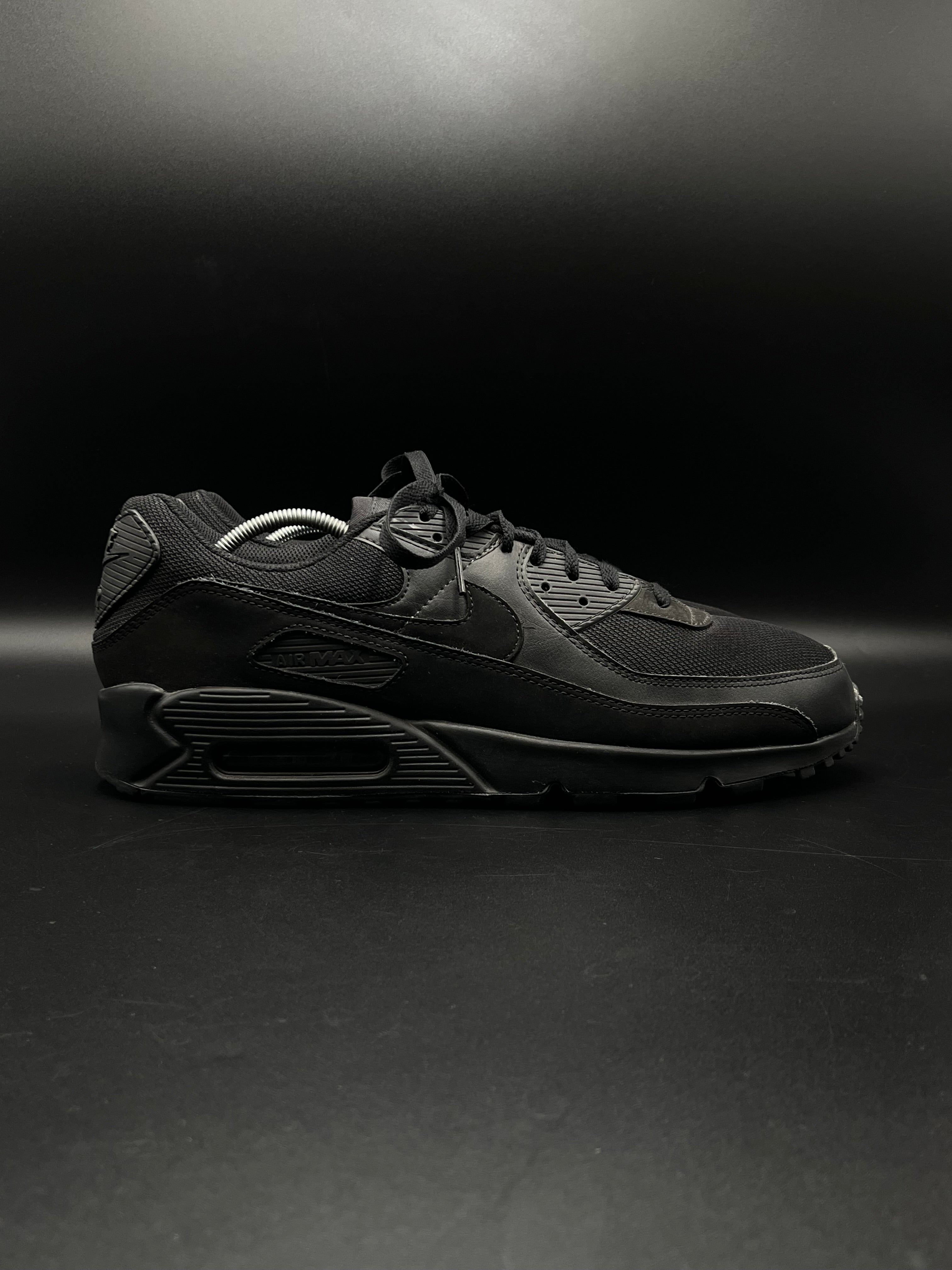 NIKE AIR MAX 90s ALL BLACK - 48.5