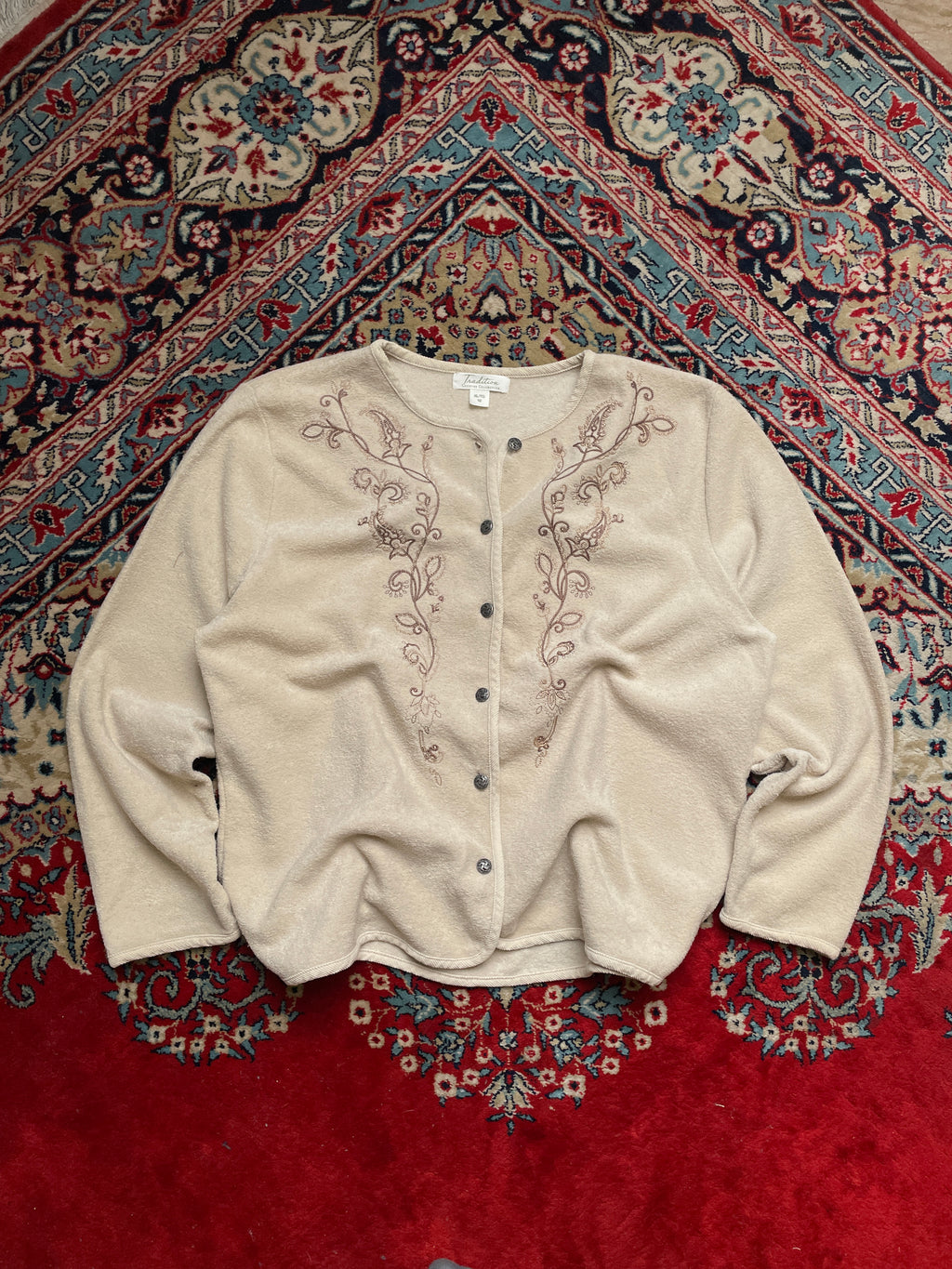 Tradition EMBROIDERED SWEATER